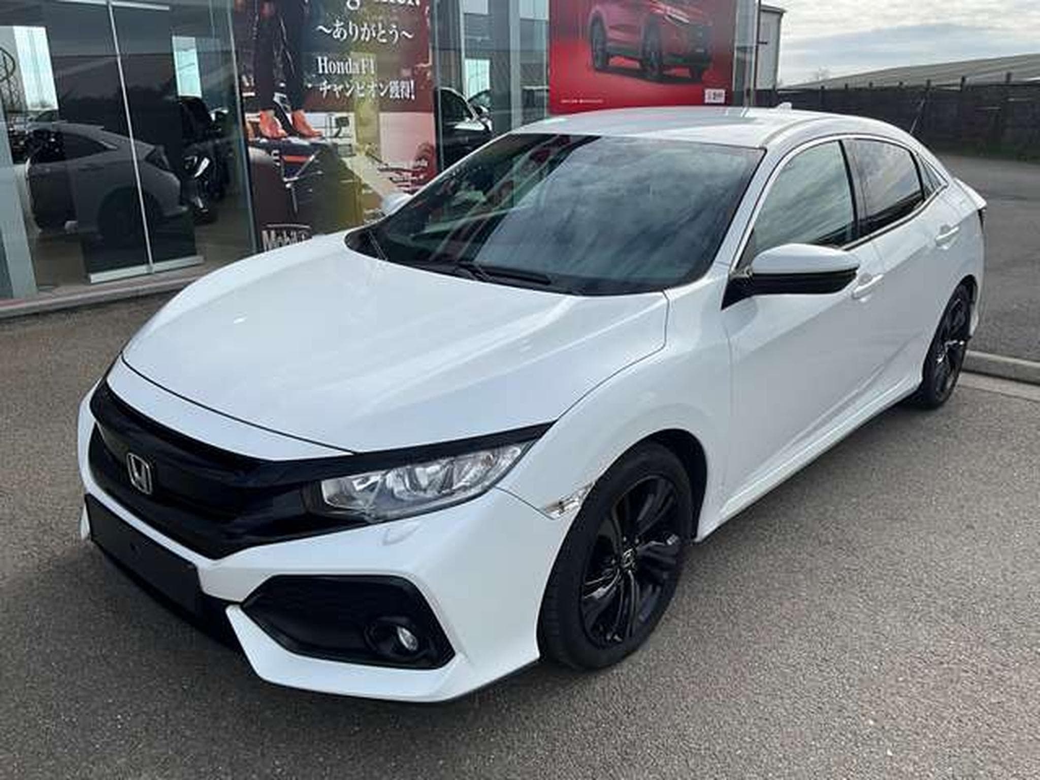 Honda Civic Civic 1.0 i-VTEC 129 Elegance (2017) - Photo 2