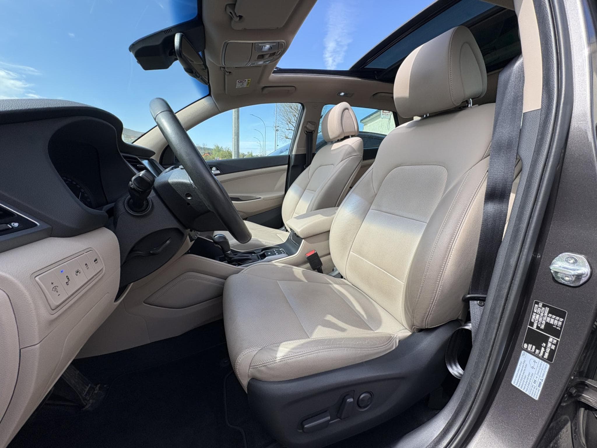 Hyundai Tucson 1.7 CRDI EXECUTIVE AUTO (2018) - Foto 4