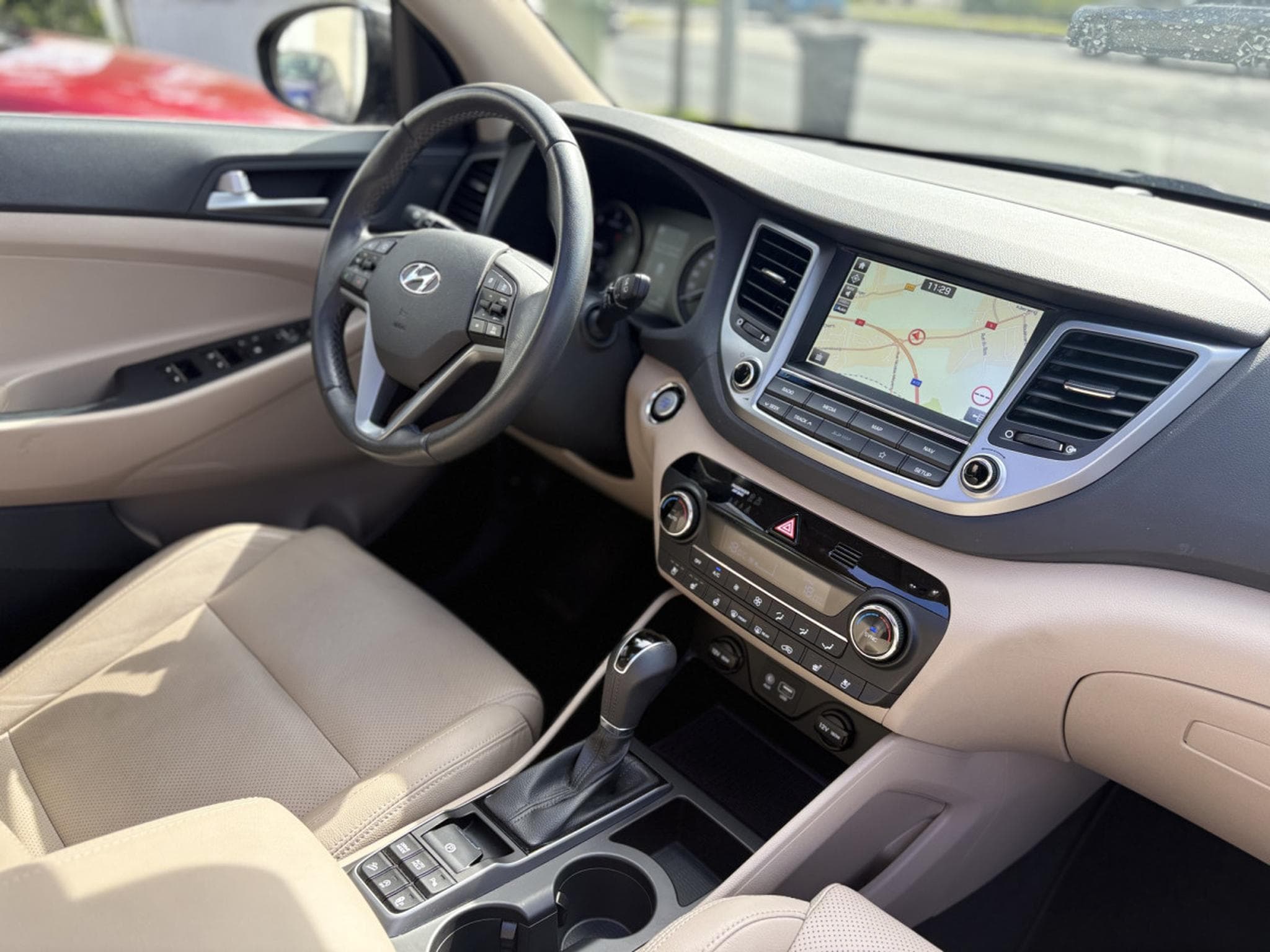 Hyundai Tucson 1.7 CRDI EXECUTIVE AUTO (2018) - Foto 6