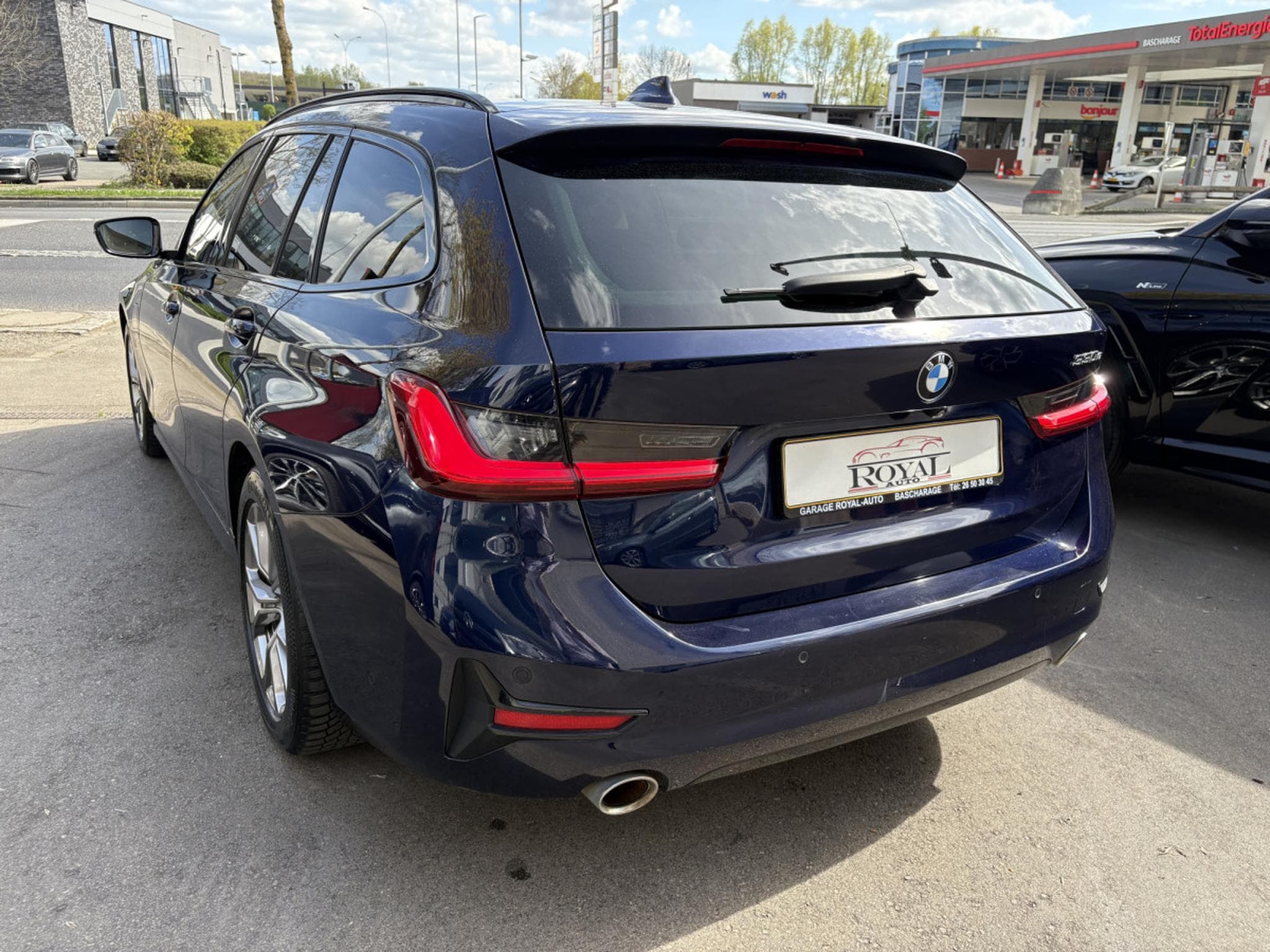 BMW 330 e TOURING 292CV PHEV INDIVIDUAL (2021) - Foto 2