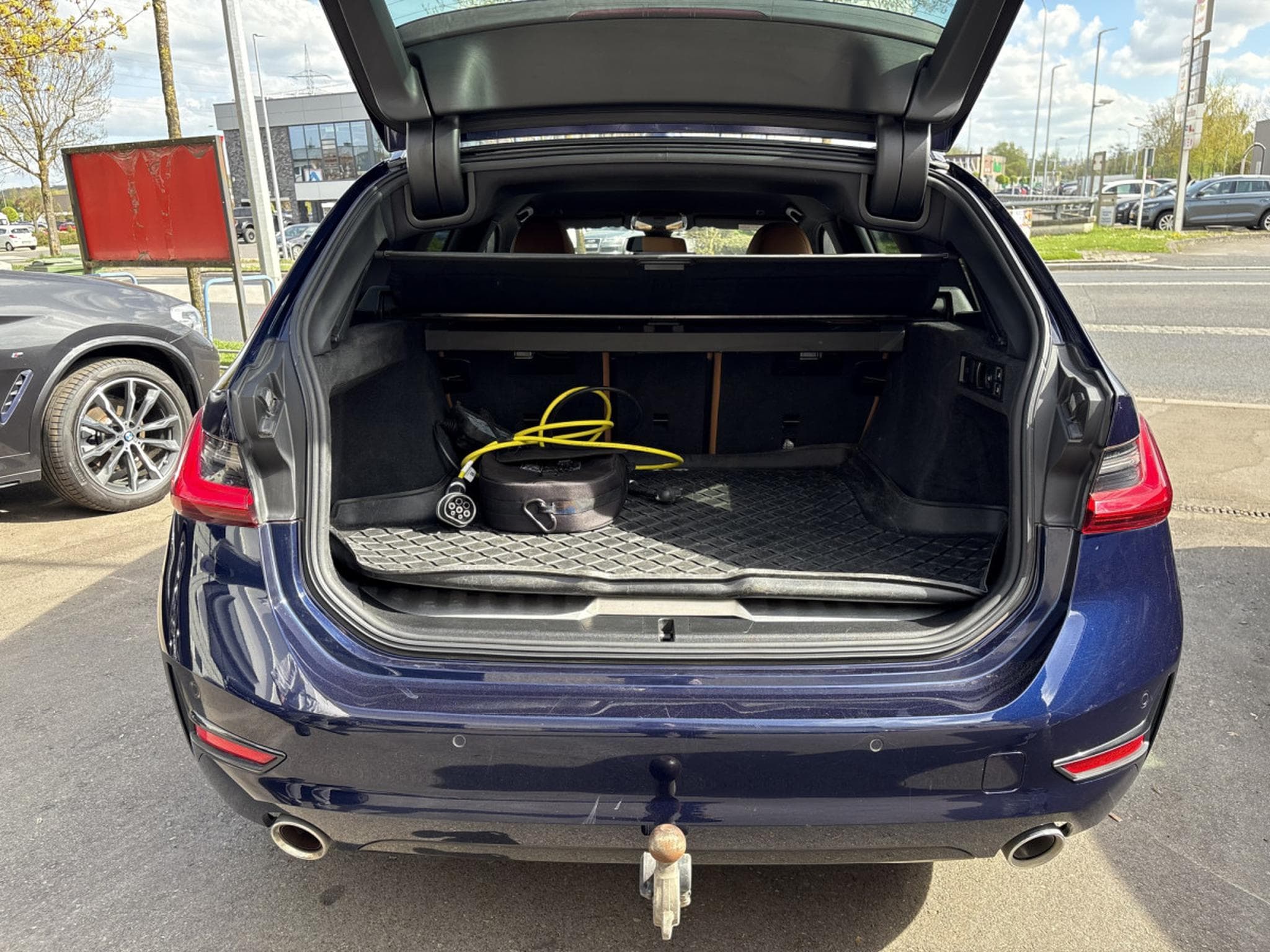 BMW 330 e TOURING 292CV PHEV INDIVIDUAL (2021) - Foto 9