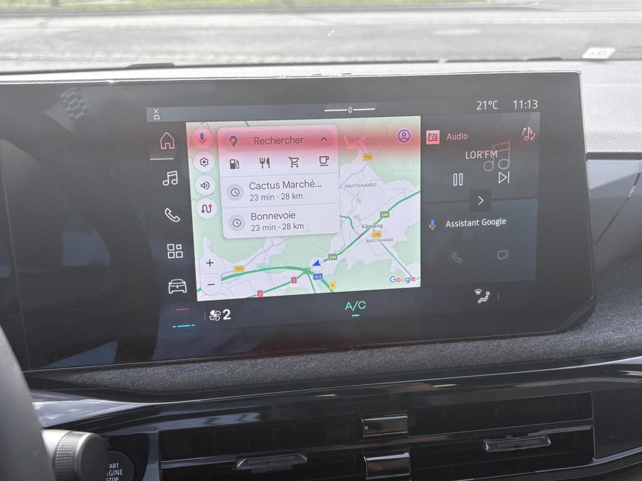 Renault Clio VI 115 TCE (2026) - Foto 13