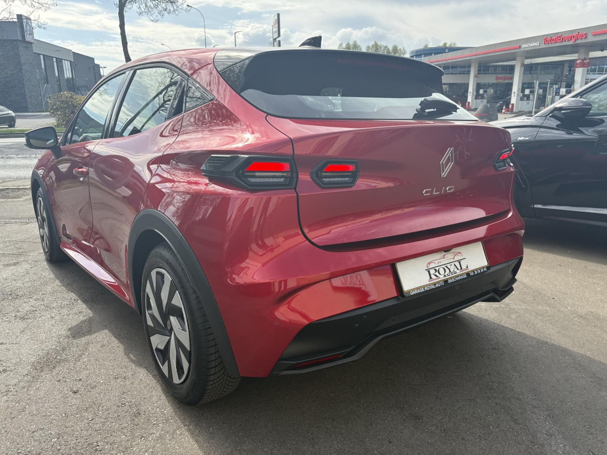 Renault Clio VI 115 TCE (2026) - Foto 2