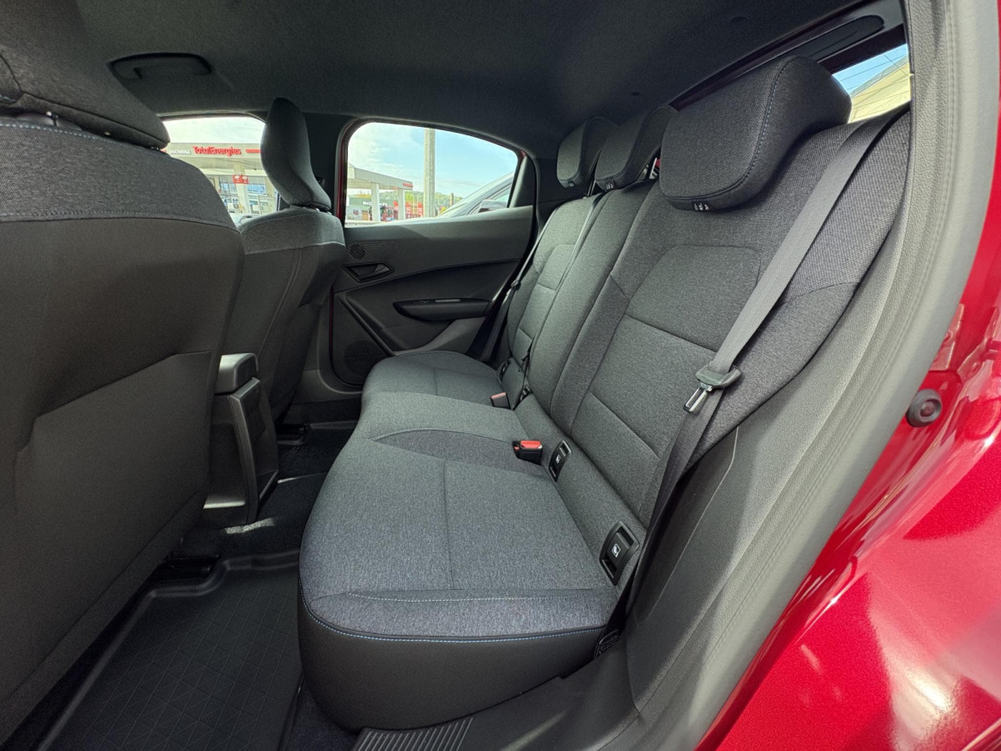 Renault Clio VI 115 TCE (2026) - Foto 5