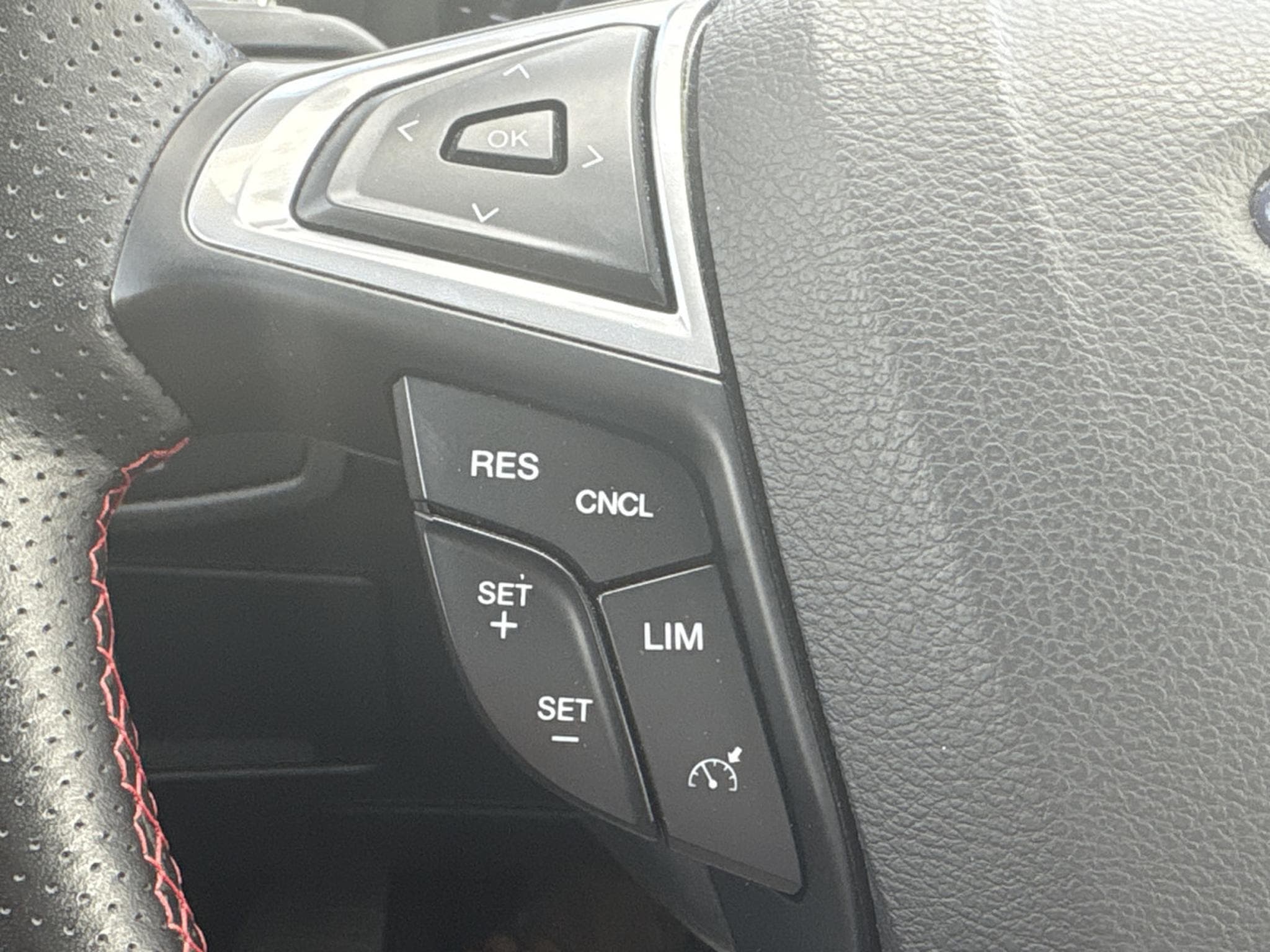 Ford S-Max 2.0 TDCI ST- LINE (2022) - Foto 10