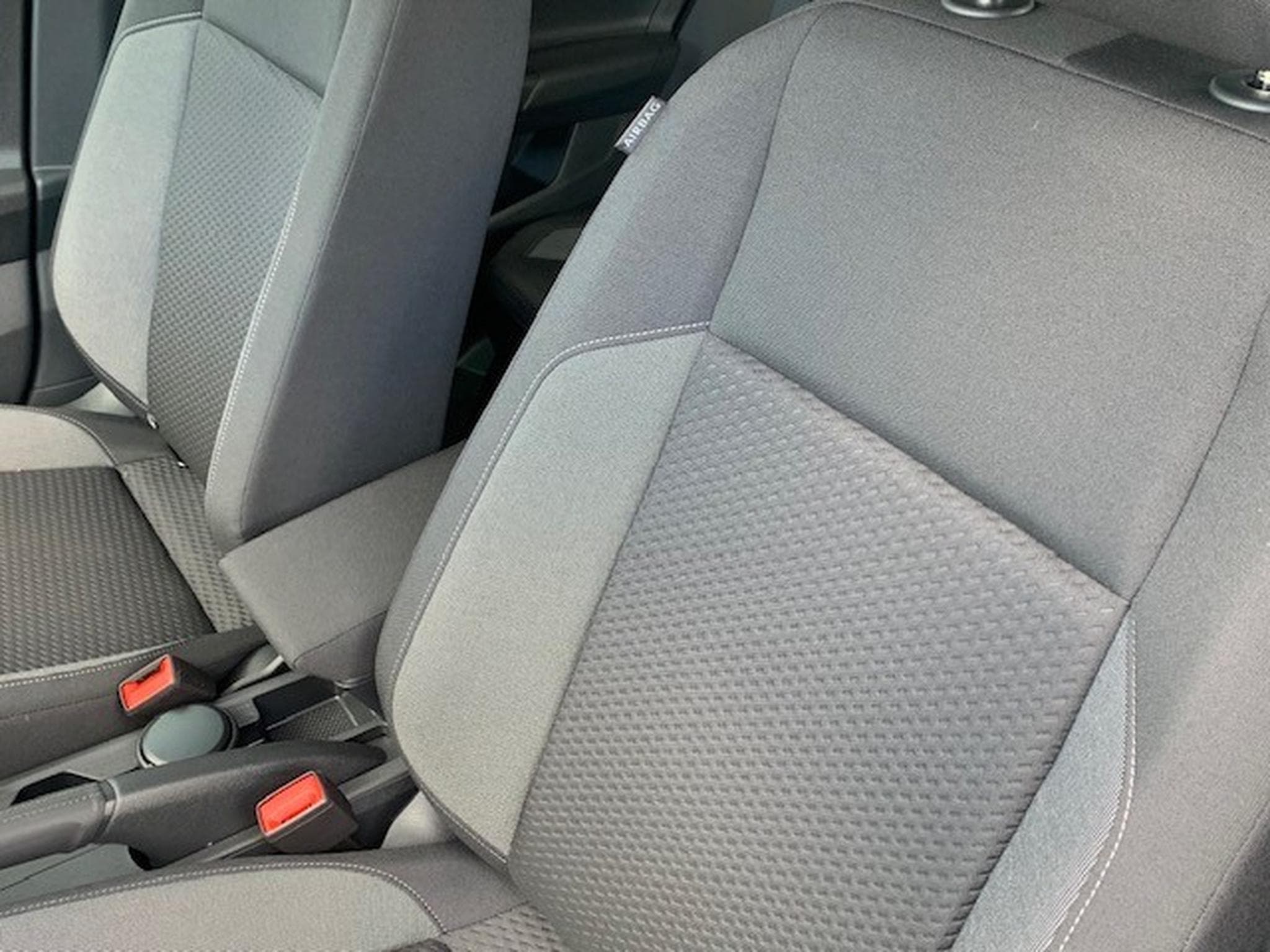 VW Taigo LIFE 1.0TSI 116CV DSG7 (2026) - Photo 2