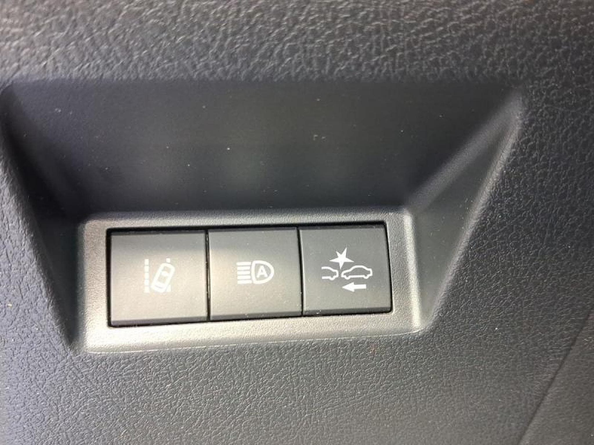 Toyota Yaris Y20 (2019) - Photo 17