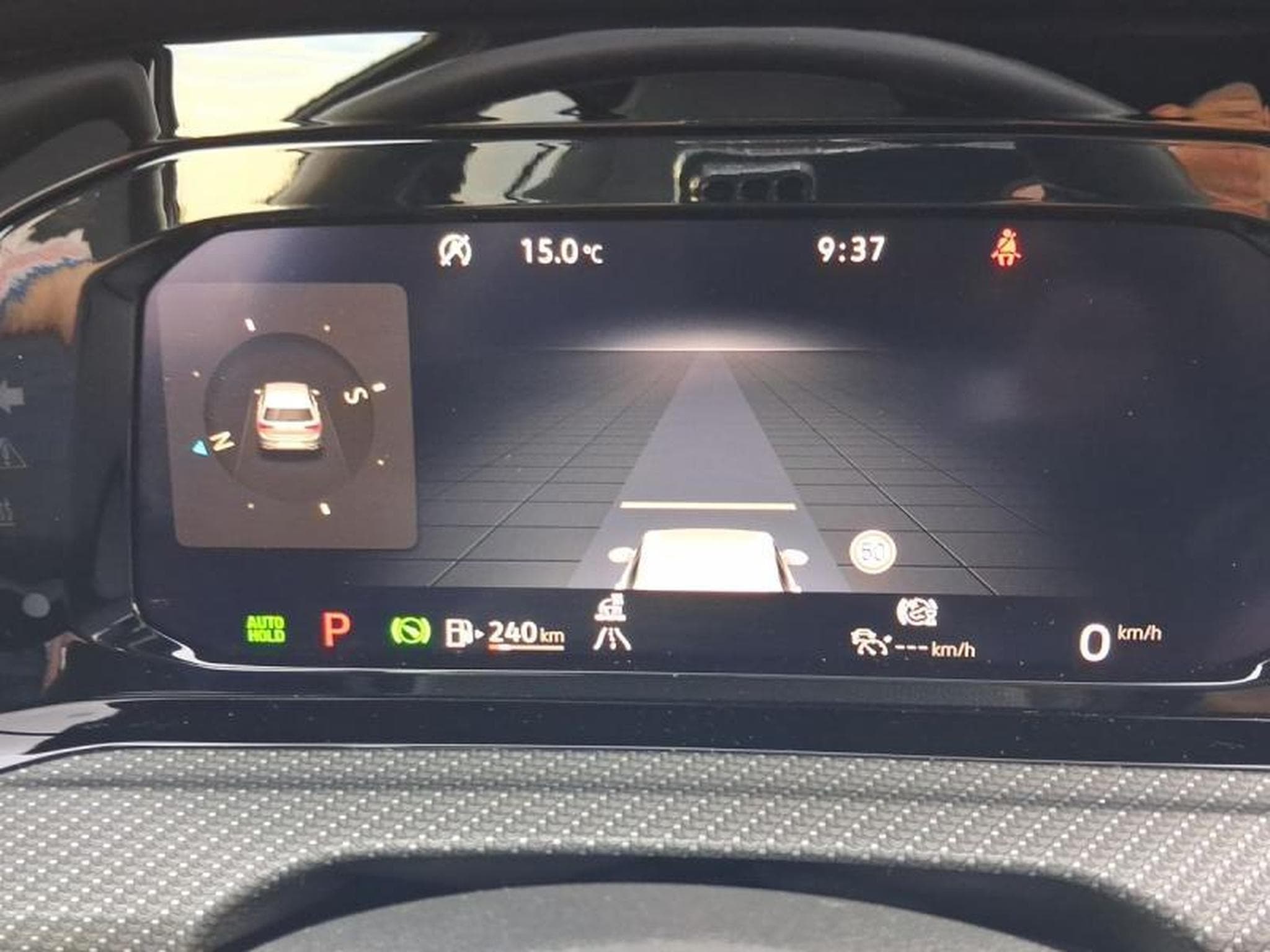 VW Golf VIII R-Line (2024) - Photo 10