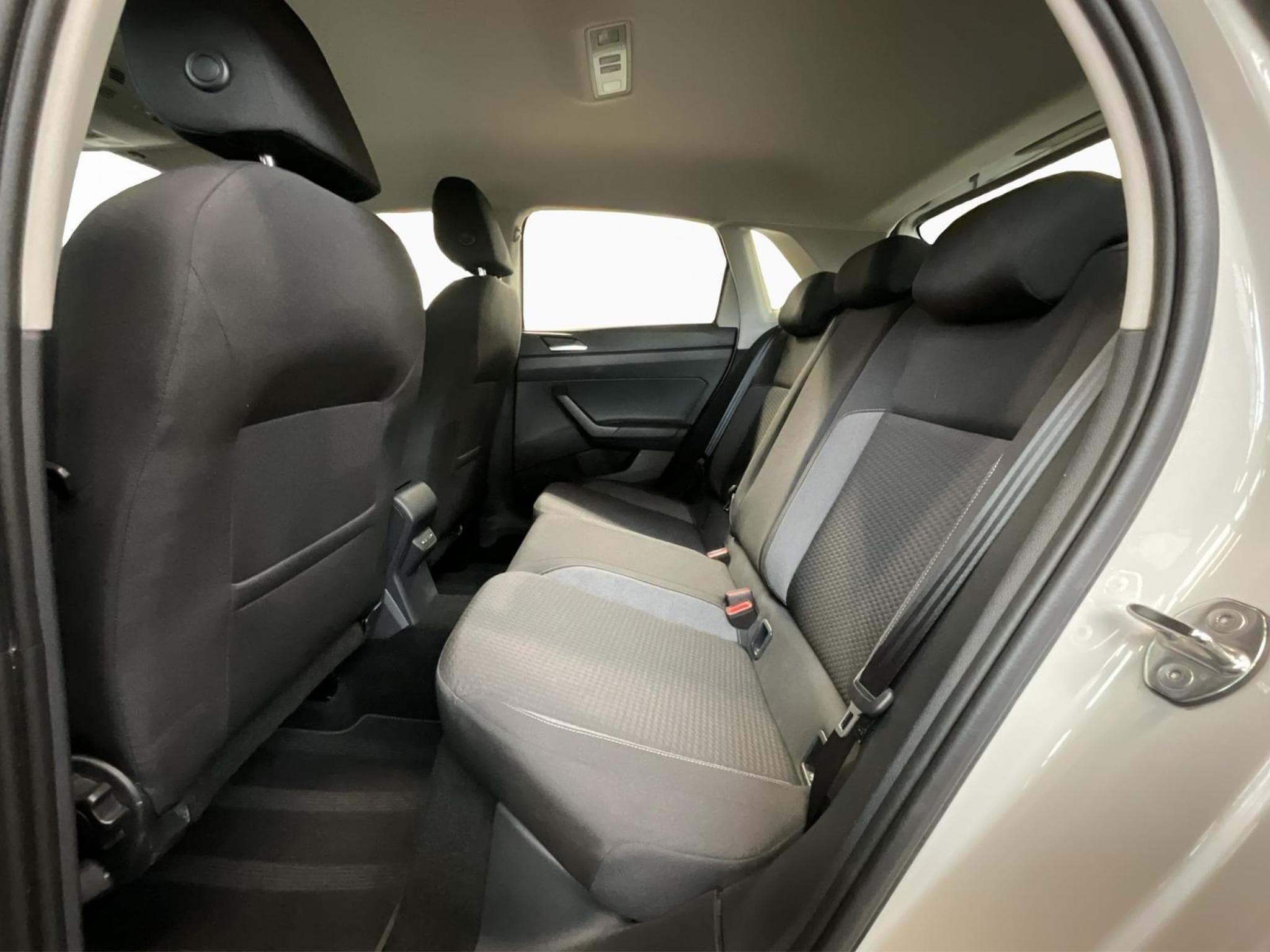 VW Polo Life+DSG+LED+Digi (2023) - Photo 15