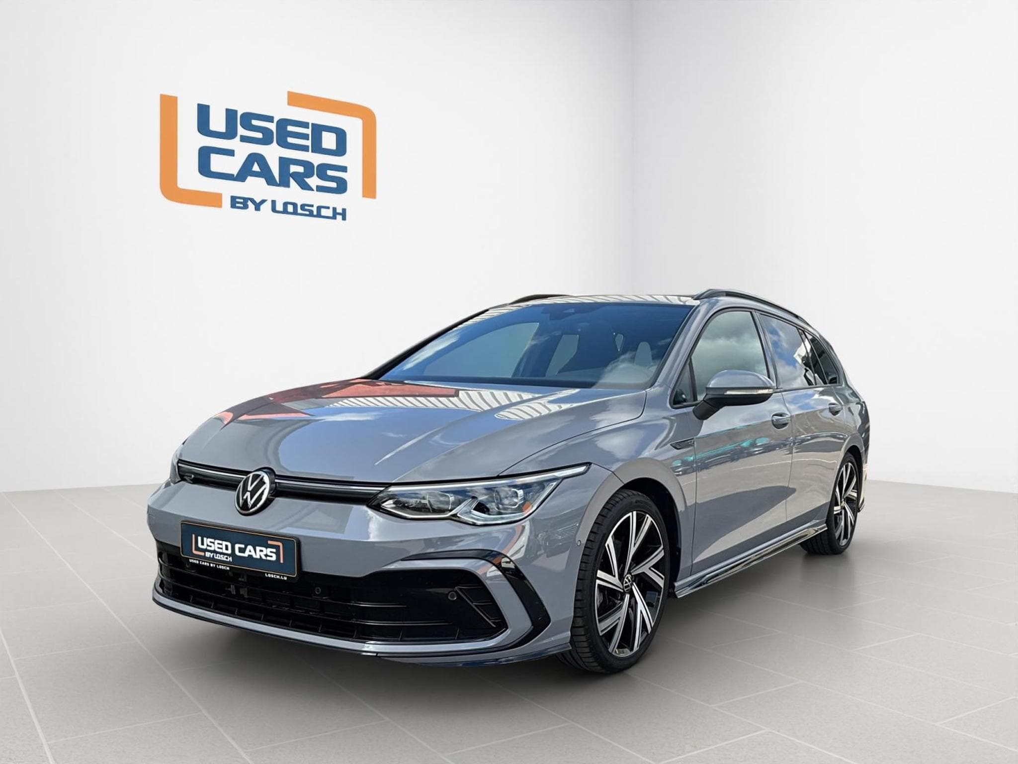 VW Golf Variant+R-line+DSG+Pano+LM18 (2021) - Photo 1