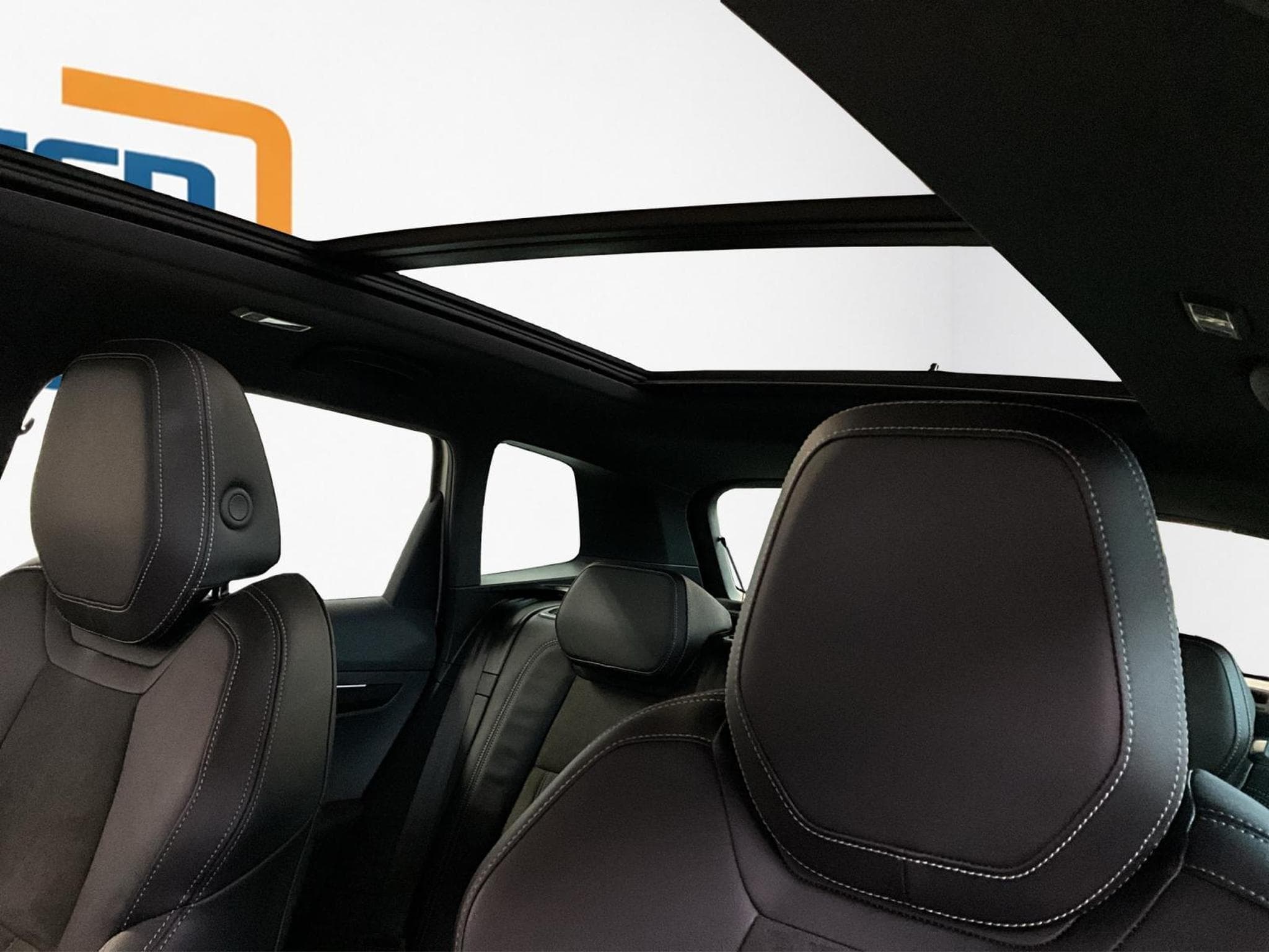 Skoda Karoq Sportline+DSG+4x4+P.Perf+Pano (2023) - Photo 15