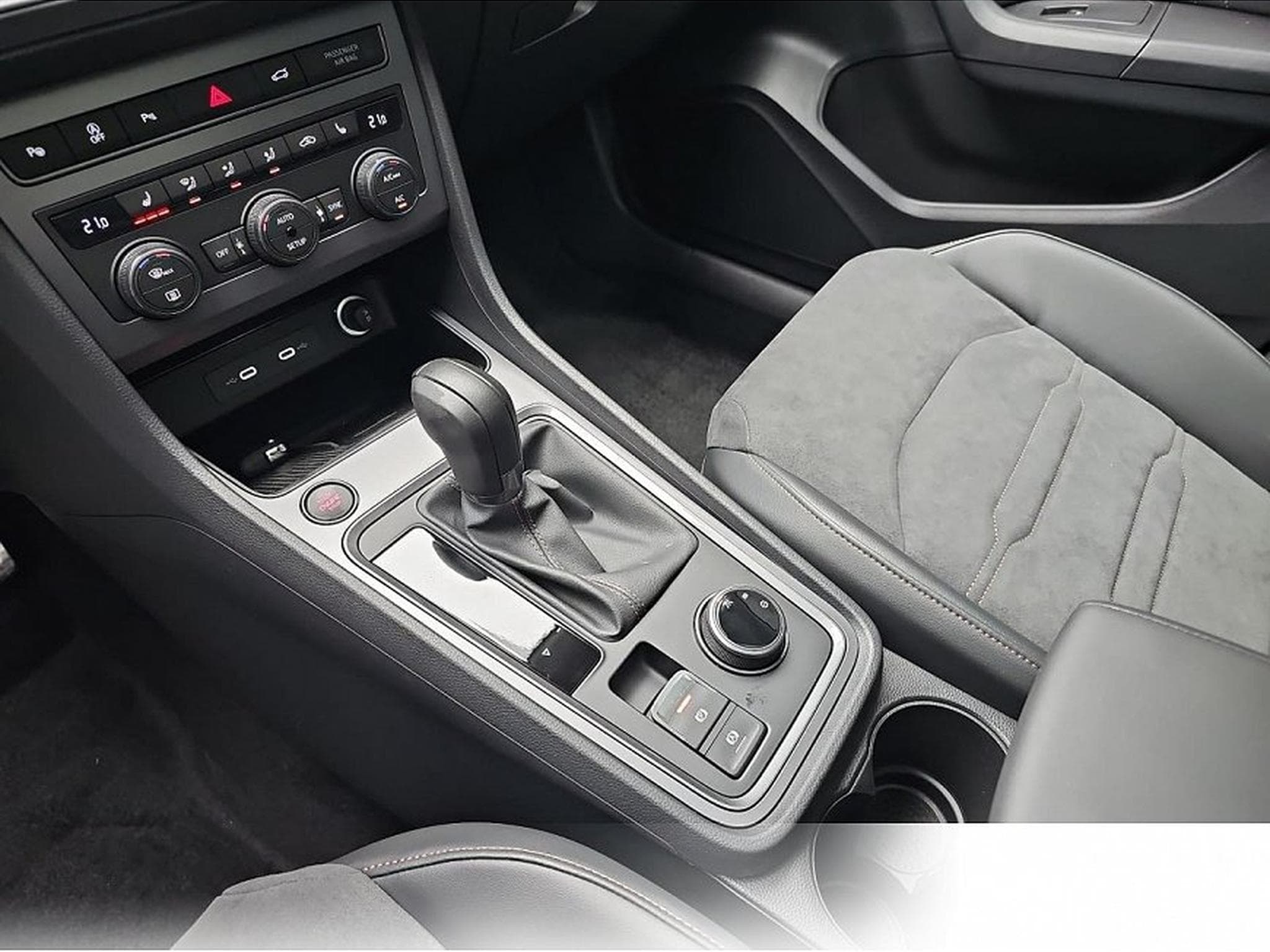 Cupra Ateca (2026) - Photo 11