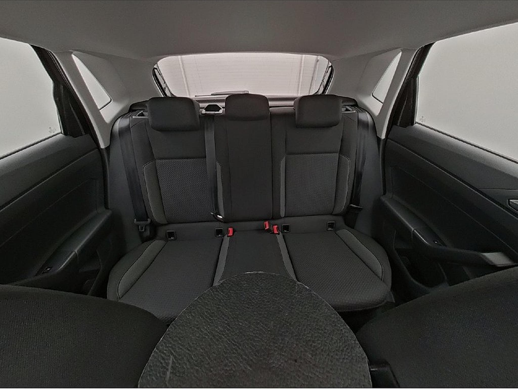 VW Polo (2025) - Photo 13