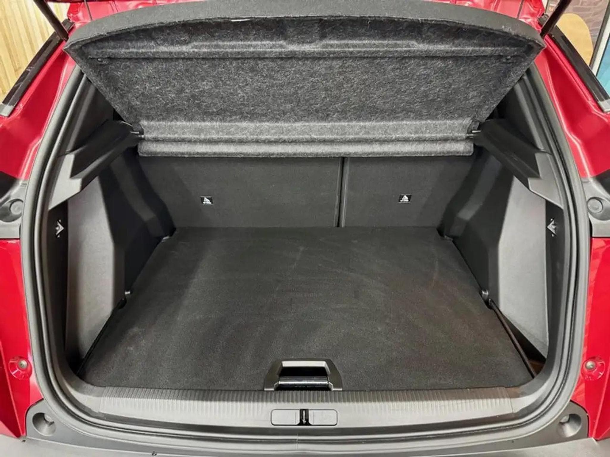 Peugeot 2008 (2024) - Photo 7