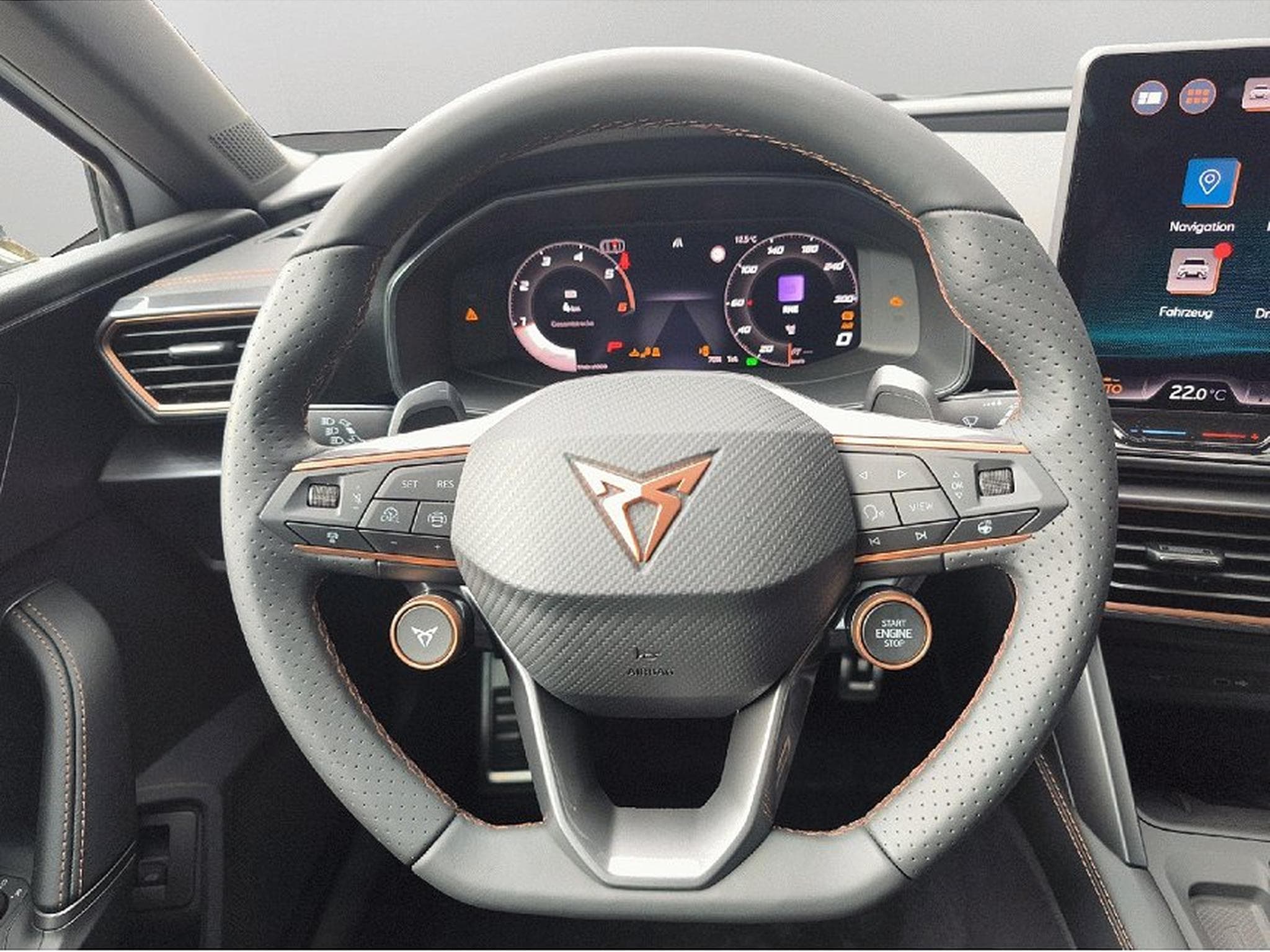 Cupra Leon (2025) - Photo 7