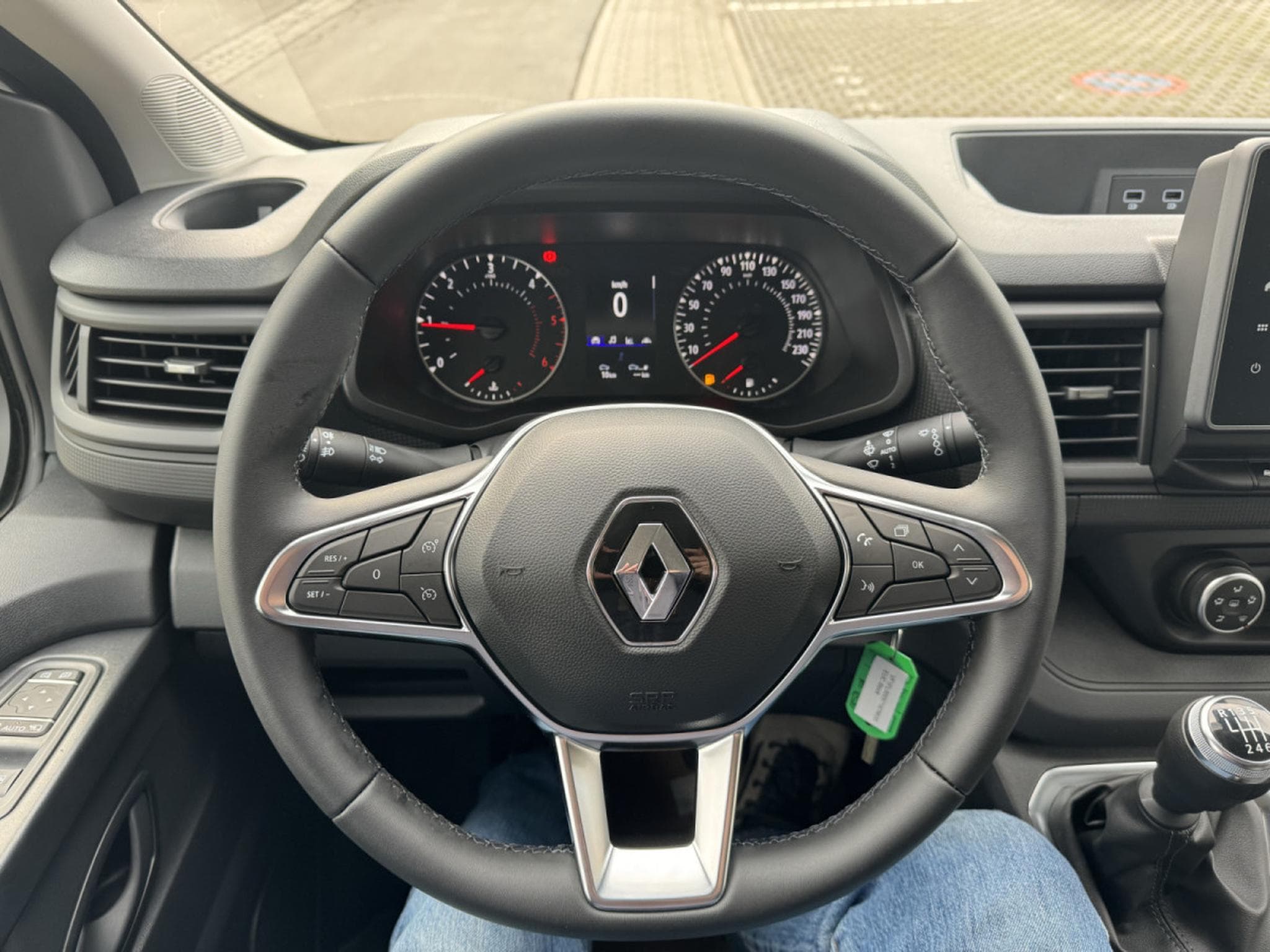 Renault Trafic 2.0 Dci 130  L2H1 (2026) - Foto 9