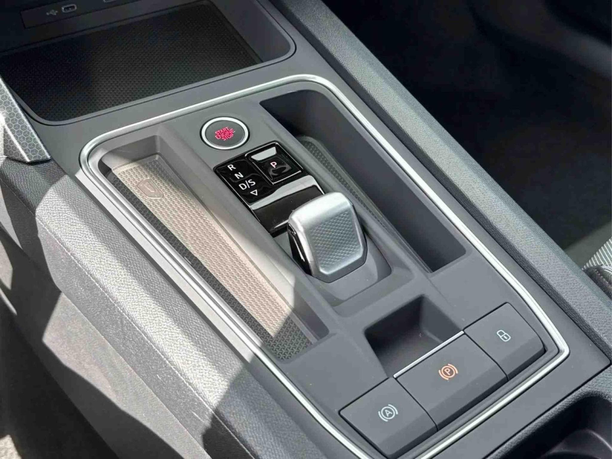 Seat Leon 1.5 TSi 150 DSG  FR (2025) - Photo 14