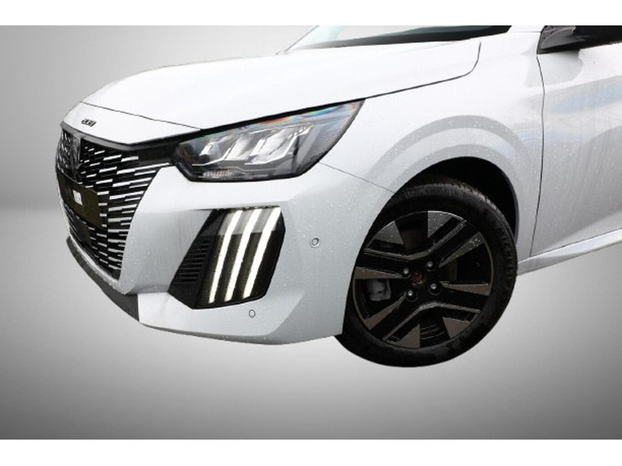 Peugeot 208 1.2 PureTech 101 Allure (2025) - Photo 4