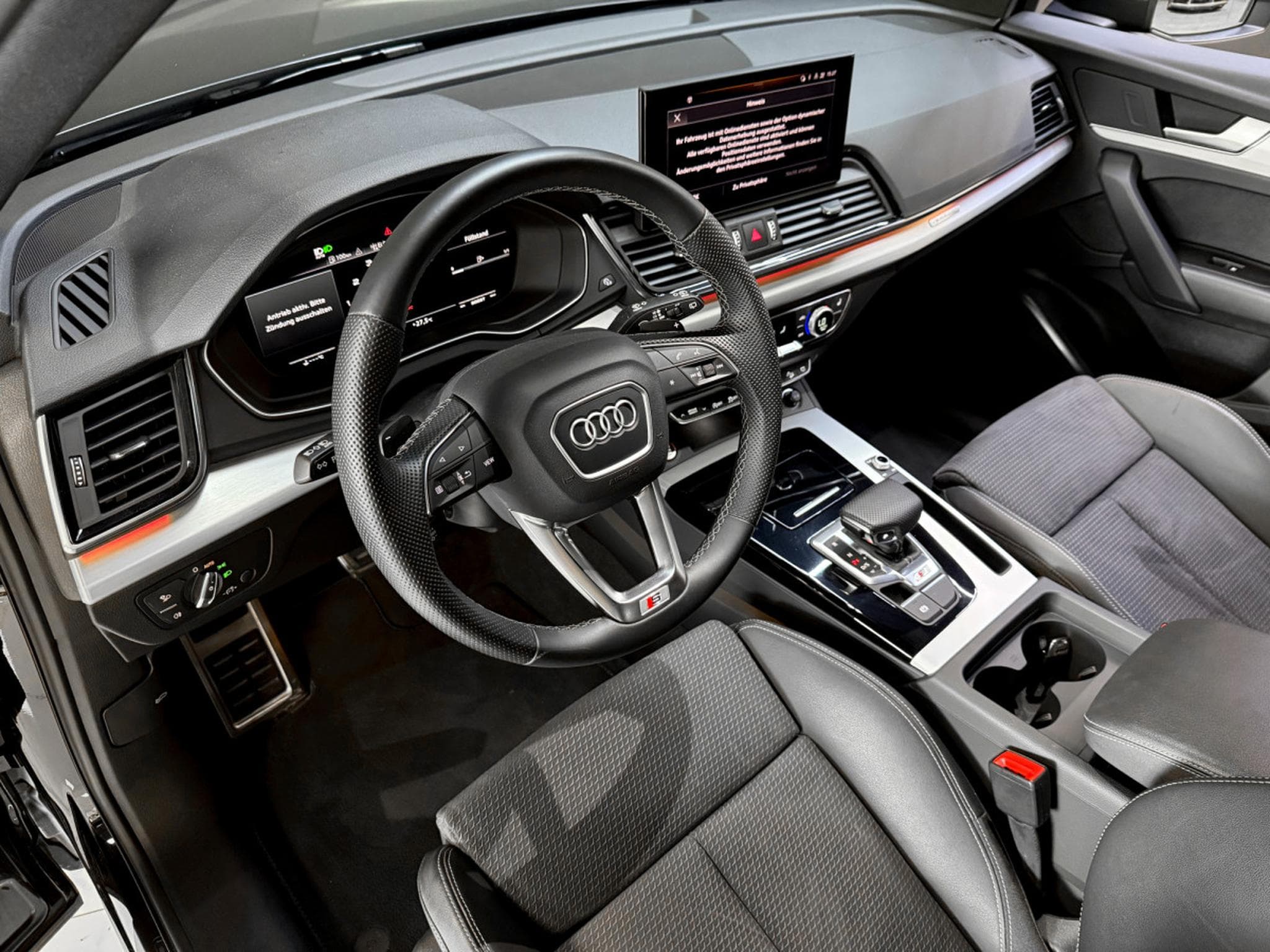 Audi SQ5 Sportback 3.0 TDI quattro (2023) - Photo 10