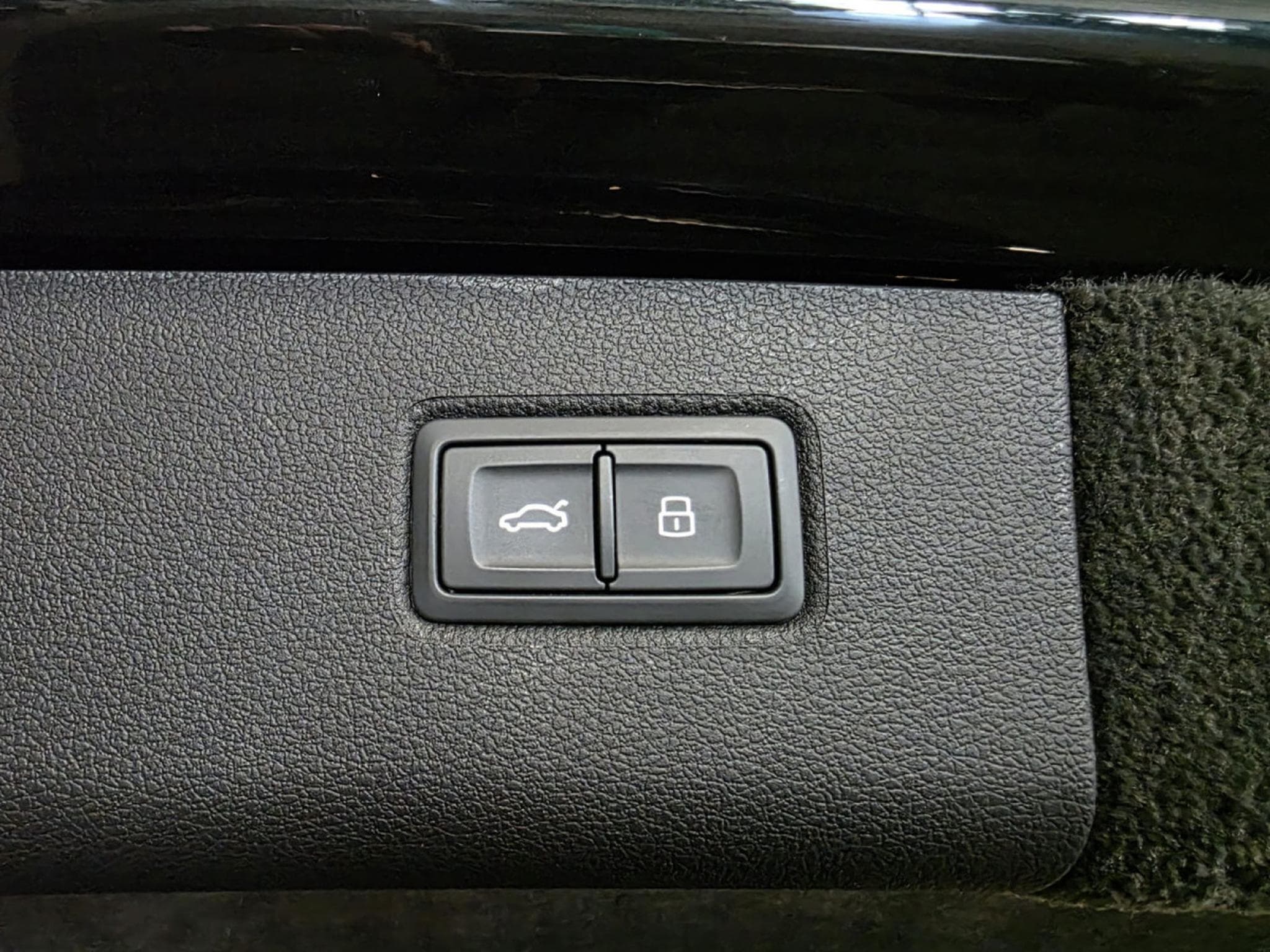 Bentley Bentayga Bentayga 4.0 V8 4WD PANO CUIR COC SOFTCLOSE (2023) - Photo 13