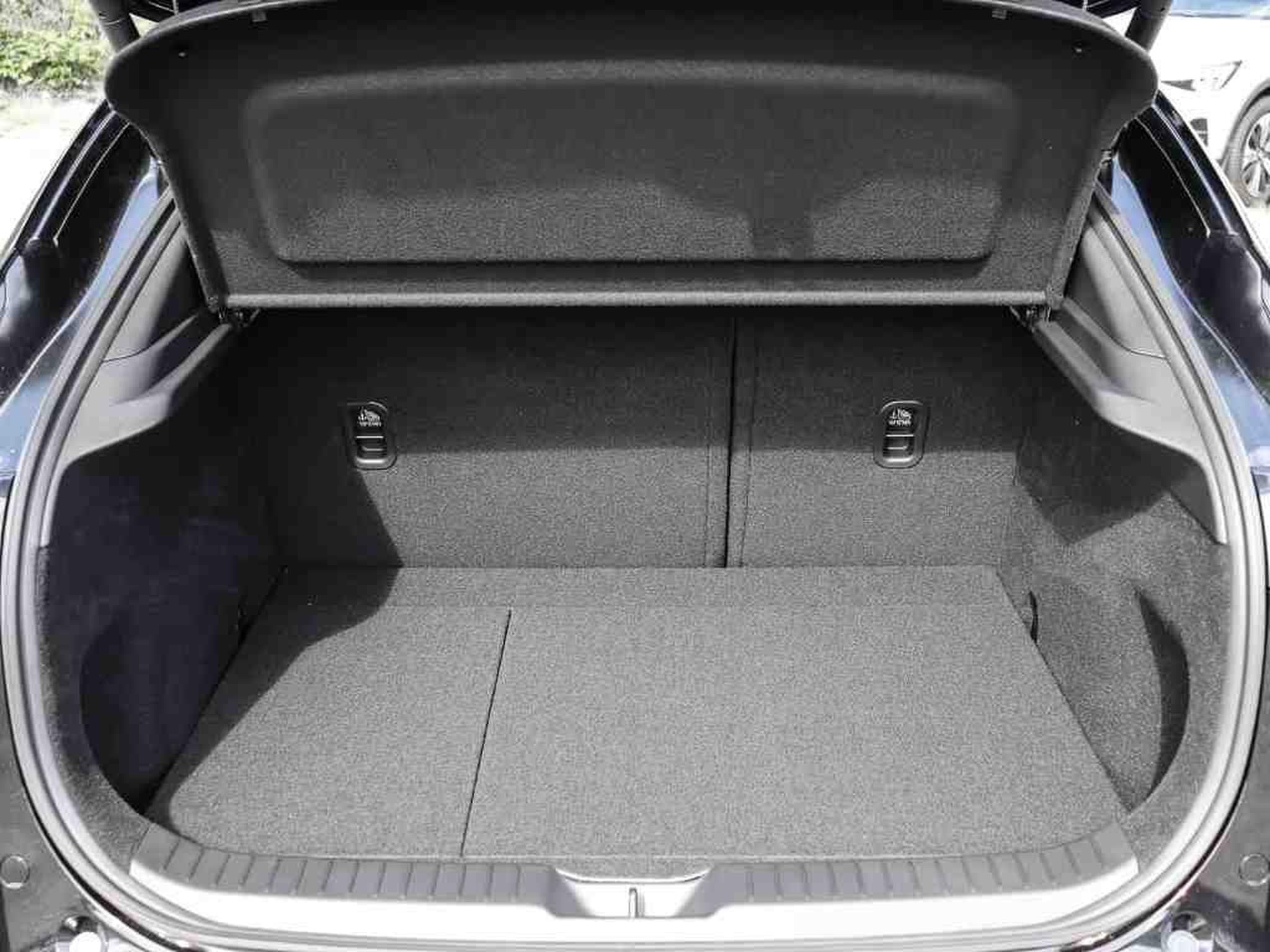 Mazda CX-30 2.5 E-Skyactiv  G 140 Homura (2025) - Foto 13