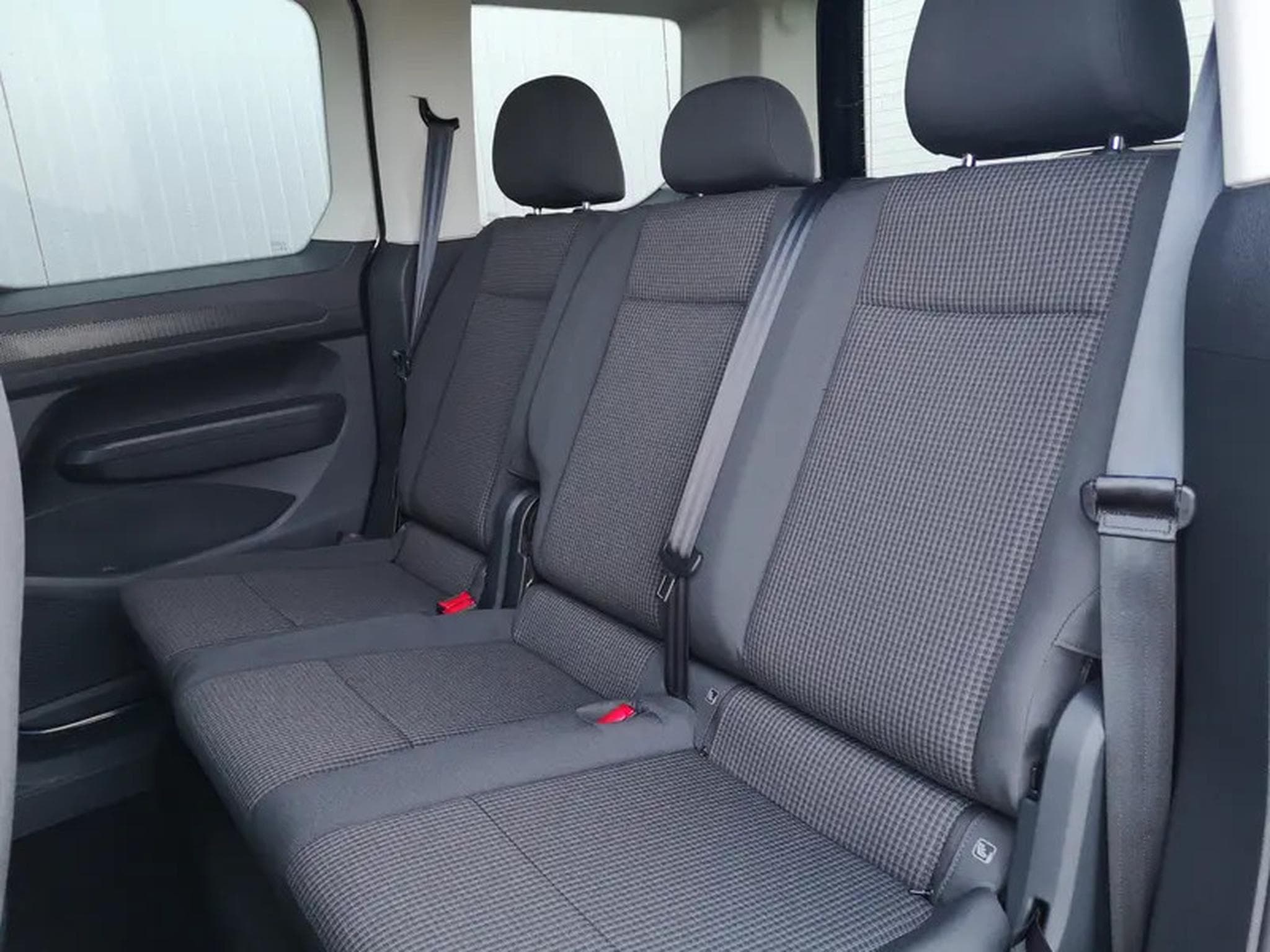 VW Caddy 1.5 TSI 116 (2026) - Foto 6