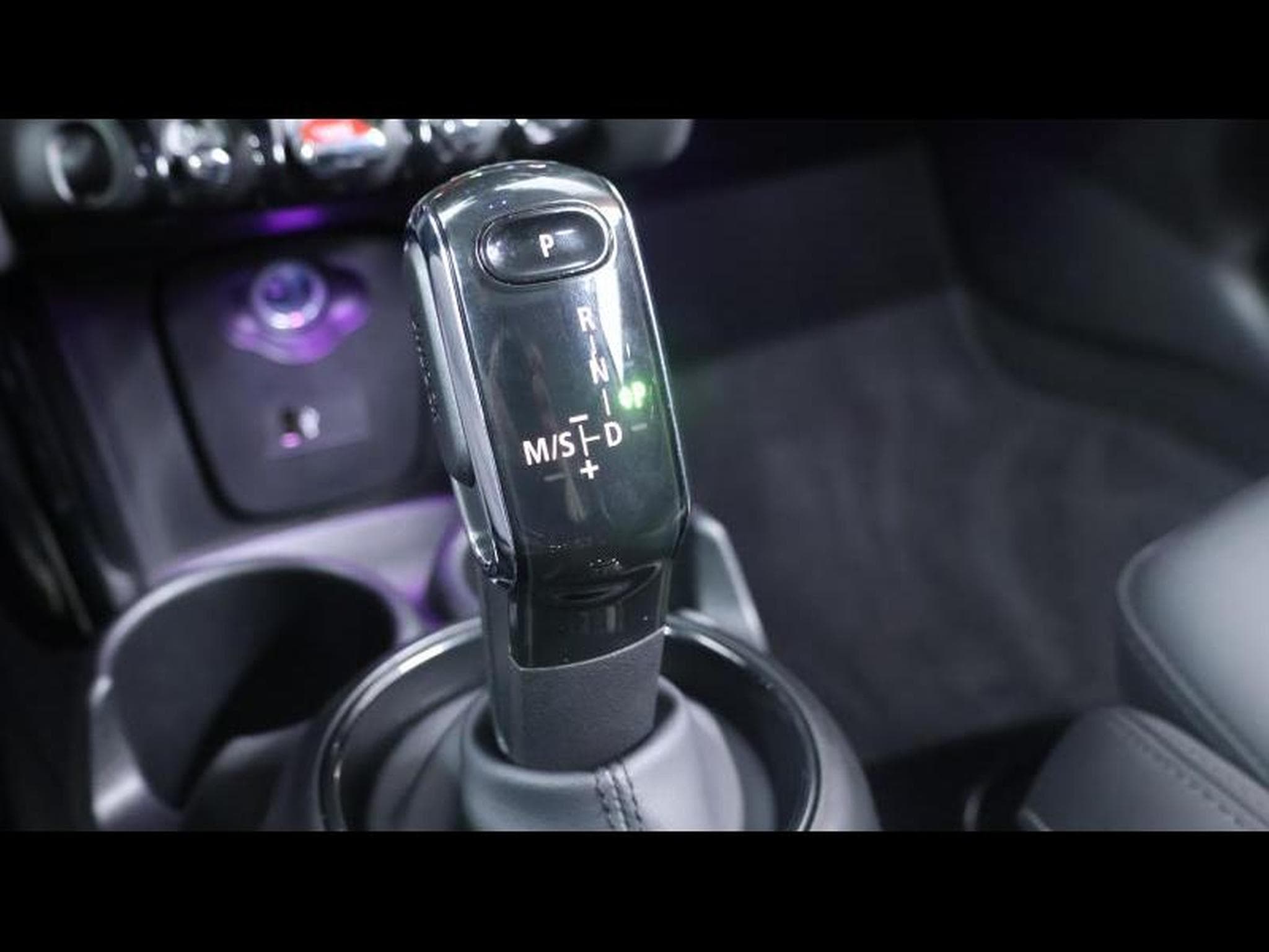 MINI Cooper 1.6 136 hatch Auto 3 Portes (2024) - Foto 17