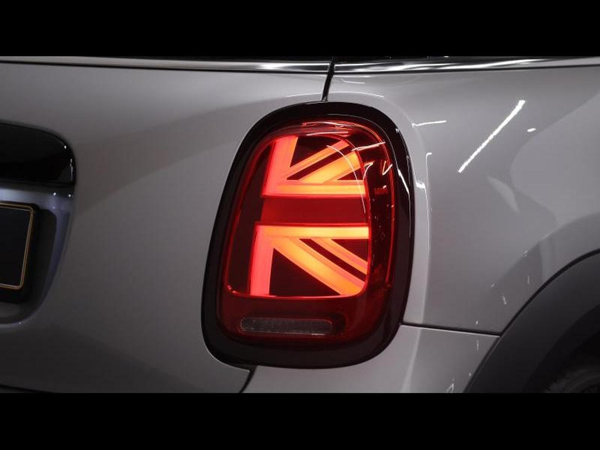 MINI Cooper 1.6 136 hatch Auto 3 Portes (2024) - Foto 8