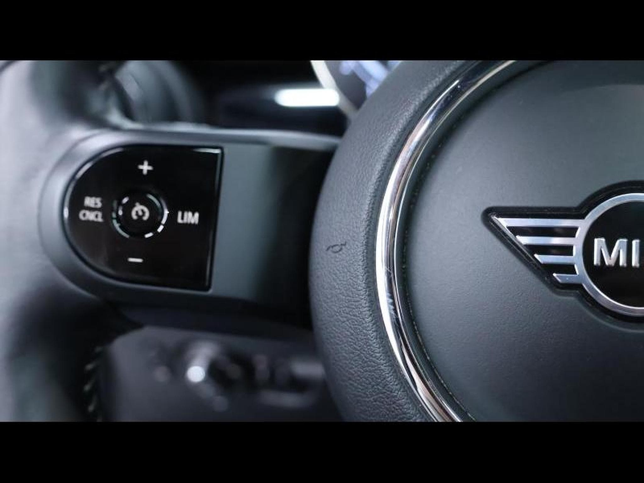 MINI Cooper 1.6 136 Hatch 5 portes Steptronic (2022) - Foto 15