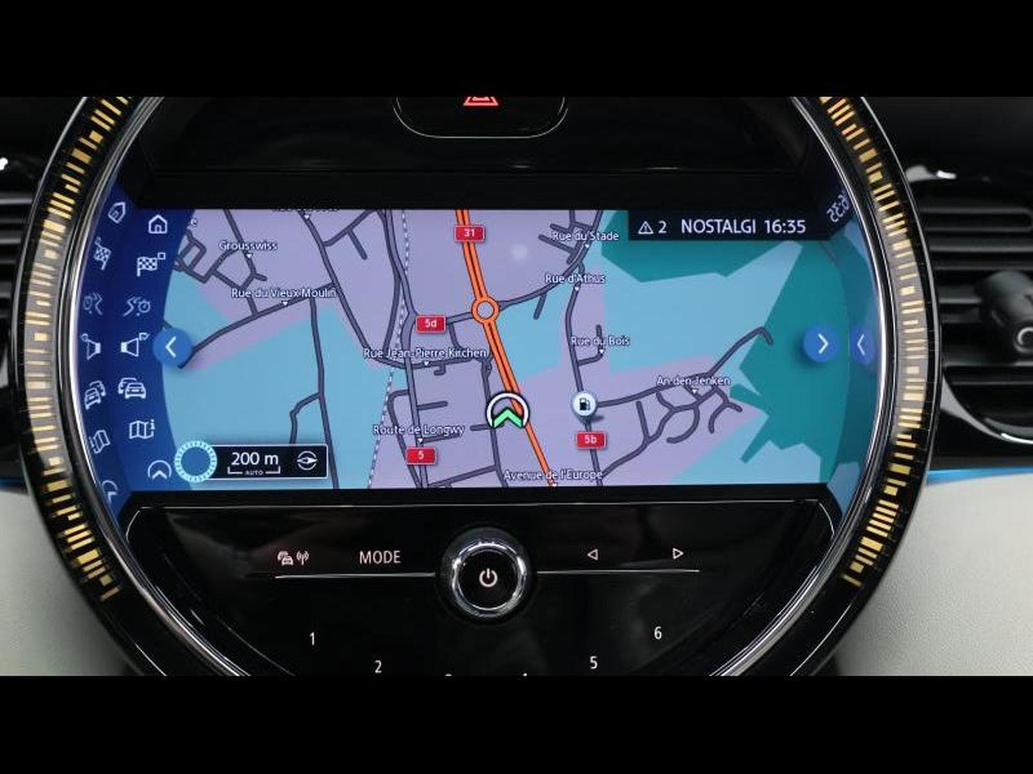 MINI Cooper 1.6 136 Hatch 5 portes Steptronic (2022) - Foto 21