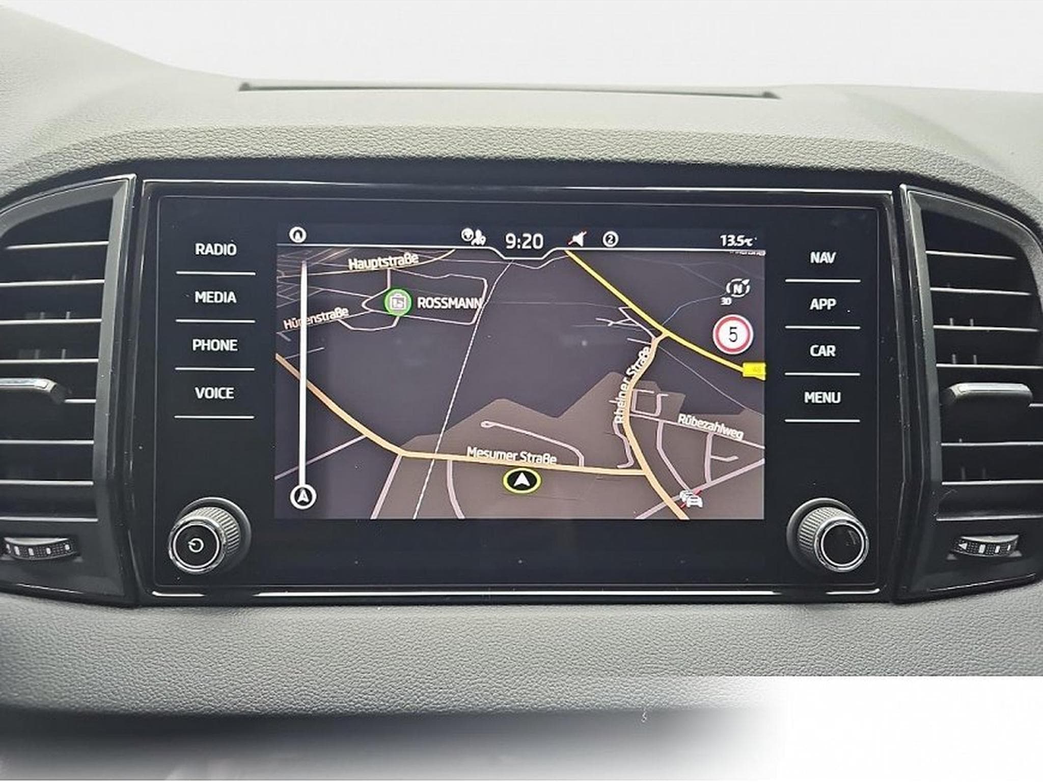 Skoda Karoq (2026) - Photo 8