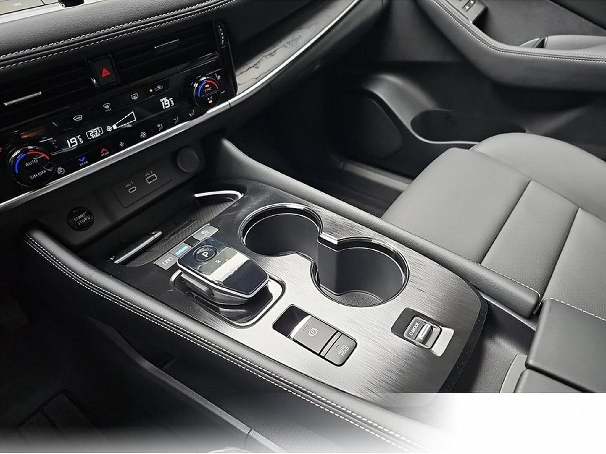 Nissan X-Trail (2026) - Photo 11