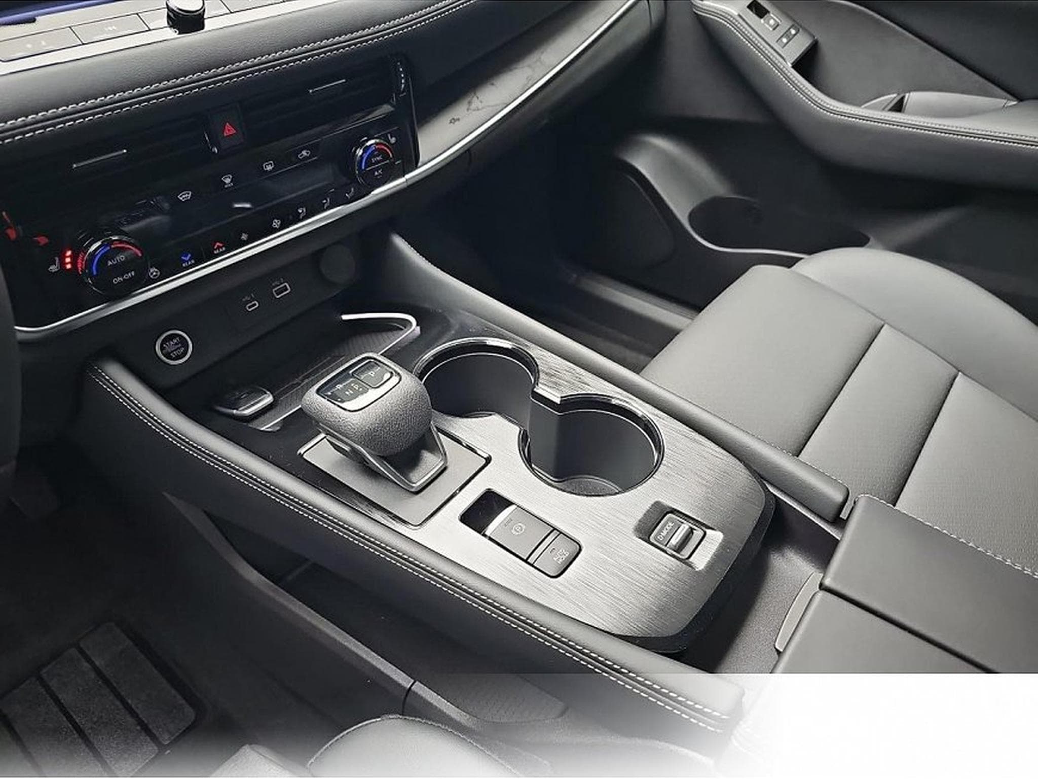 Nissan X-Trail (2026) - Photo 11