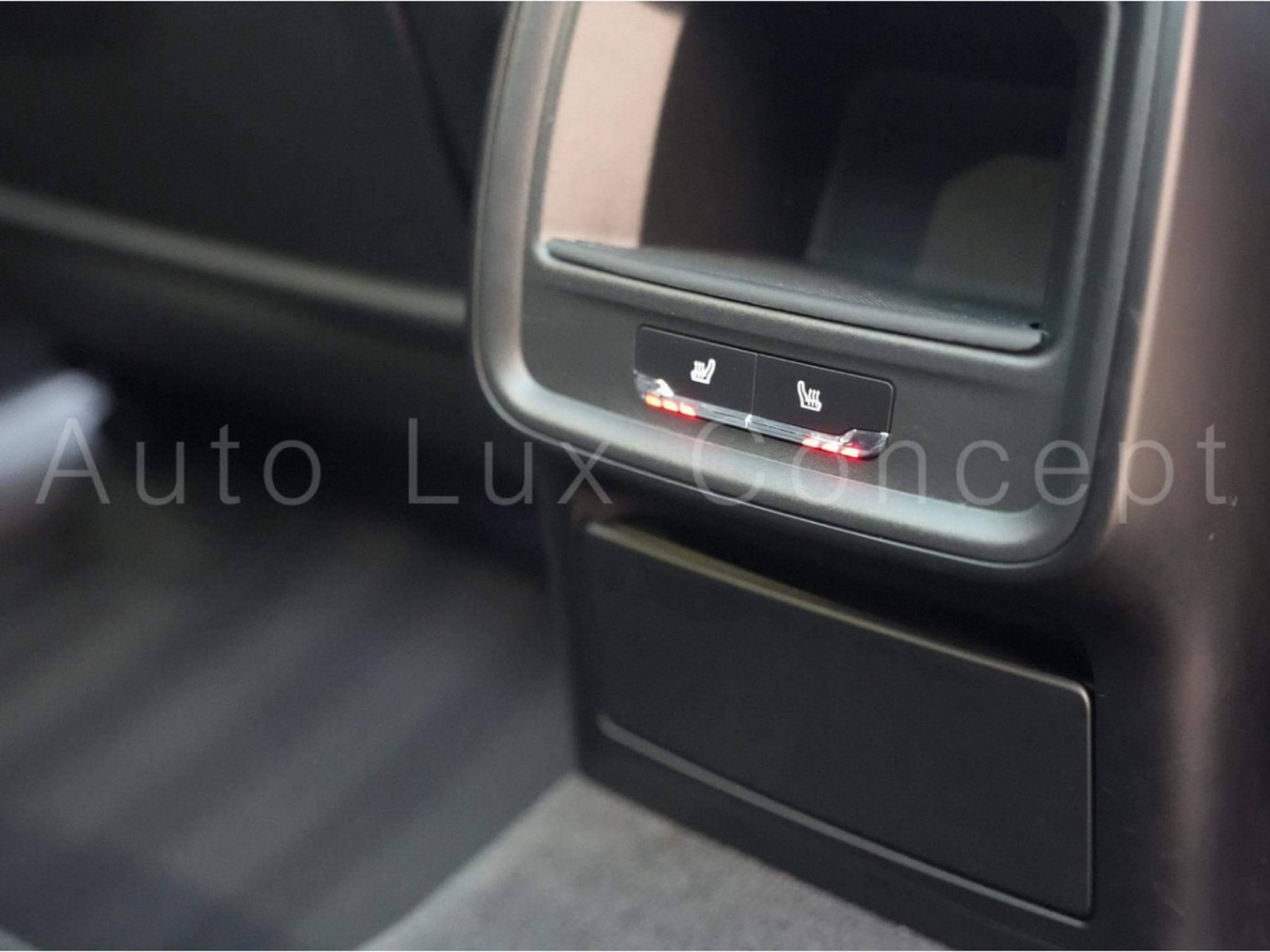 Porsche Macan Turbo (2015) - Photo 22