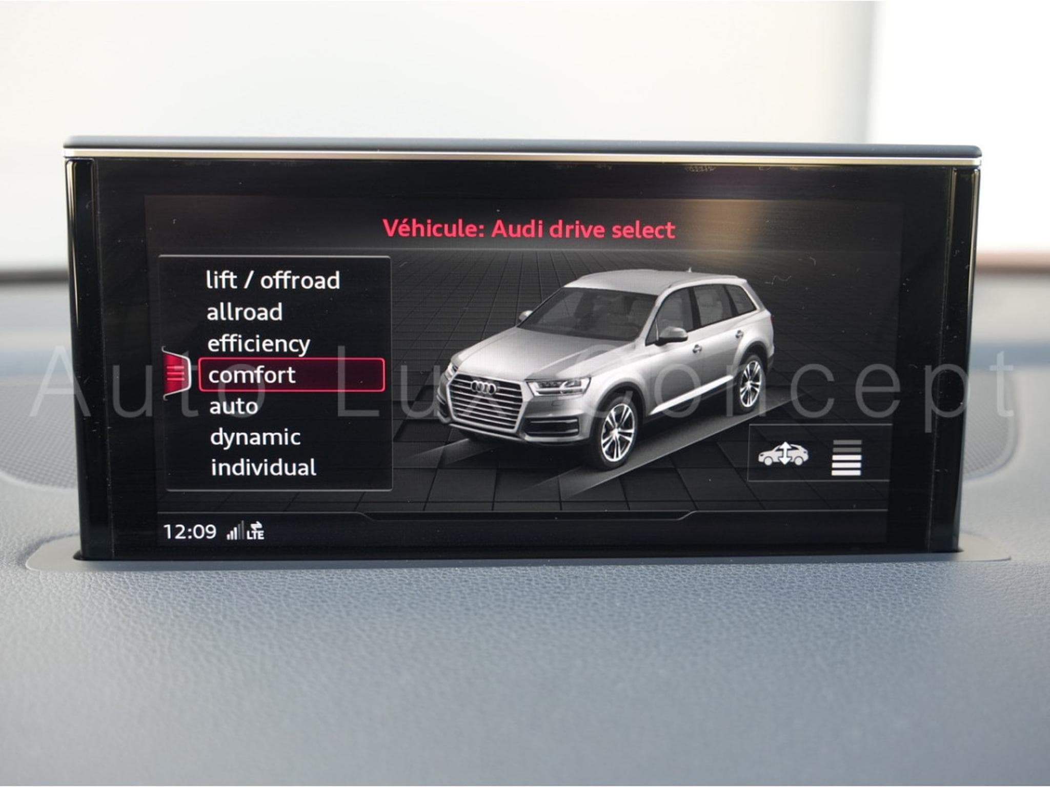 Audi Q7 3.0 TDI quattro S line (2017) - Photo 17