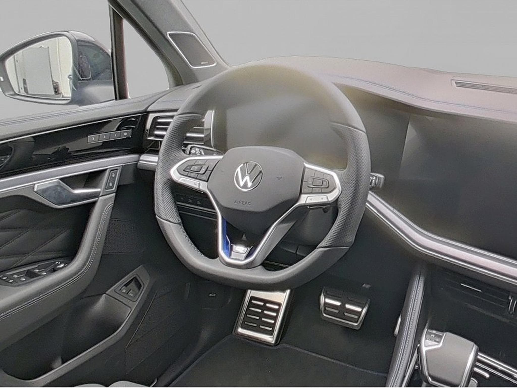 VW Touareg (2026) - Photo 4