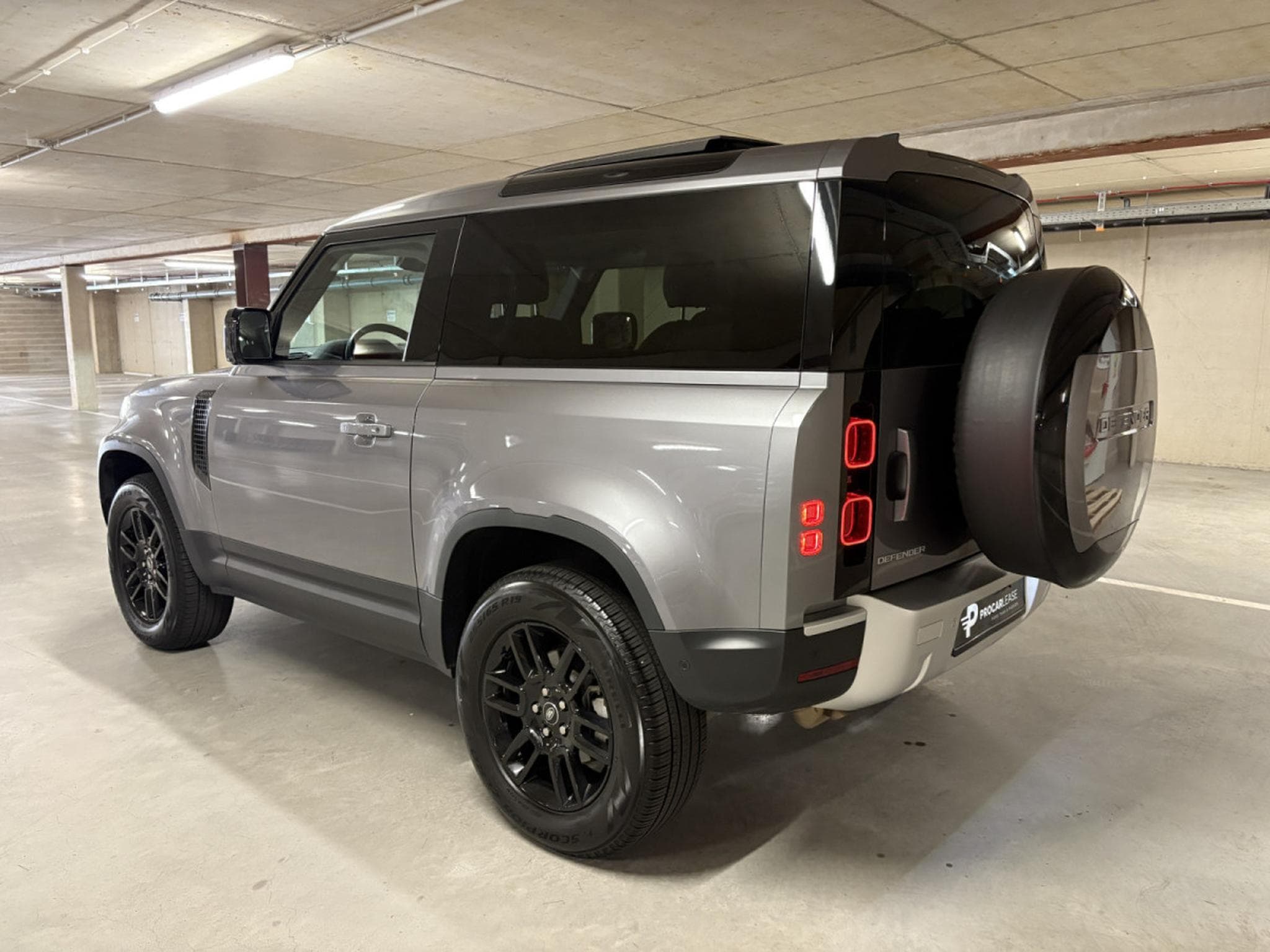 Land-Rover Defender DEFENDER 90 S 3.0 D200/ PANORAMA/ APPLE CAR PLAY/ (2023) - Photo 8