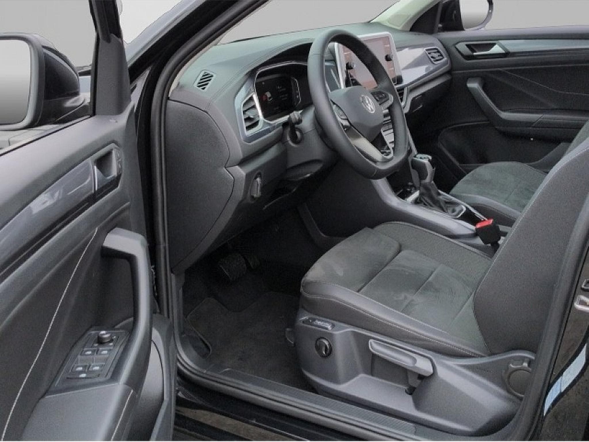 VW T-Roc (2025) - Photo 4