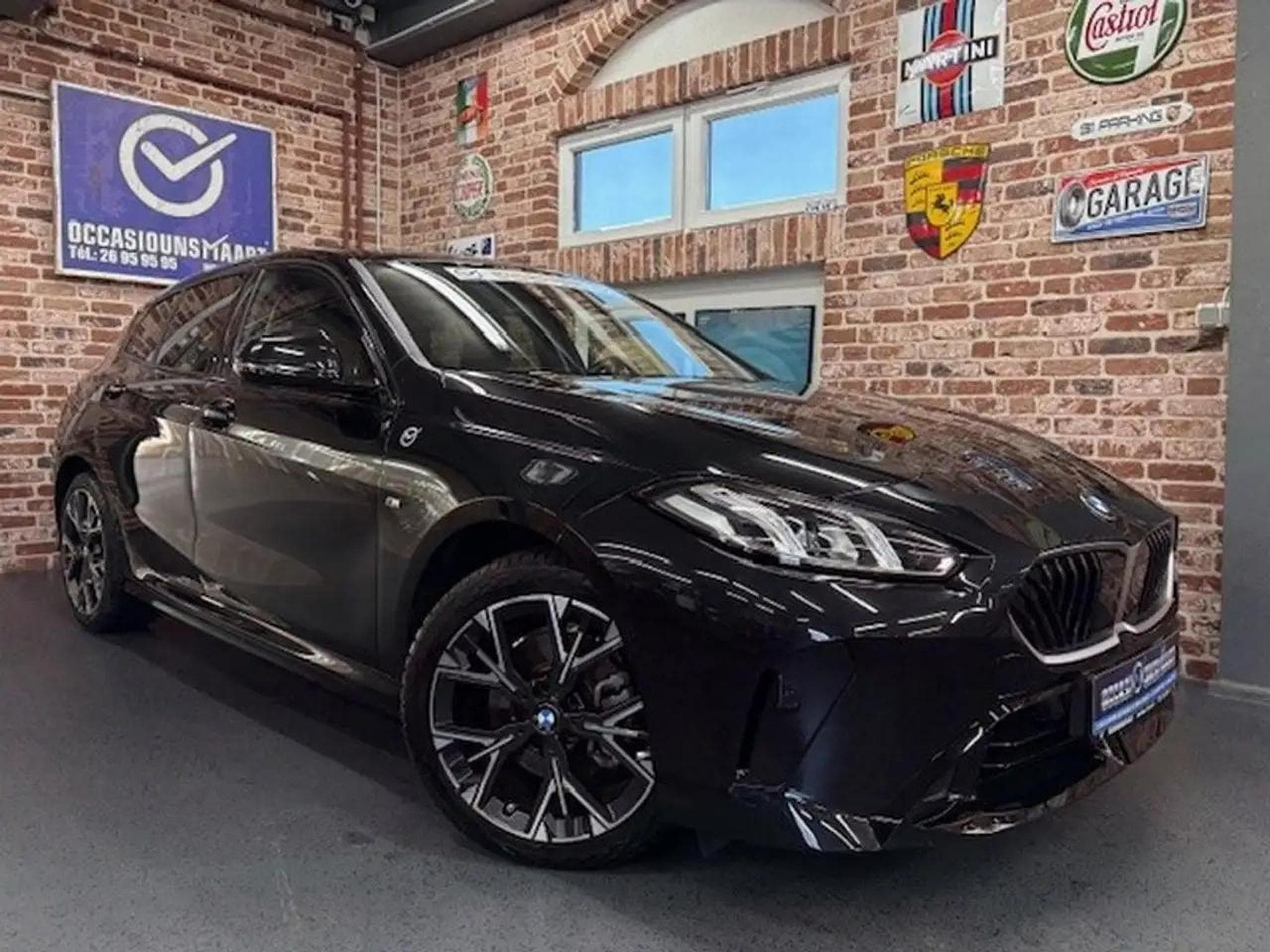 BMW 120 (2025) - Photo 1