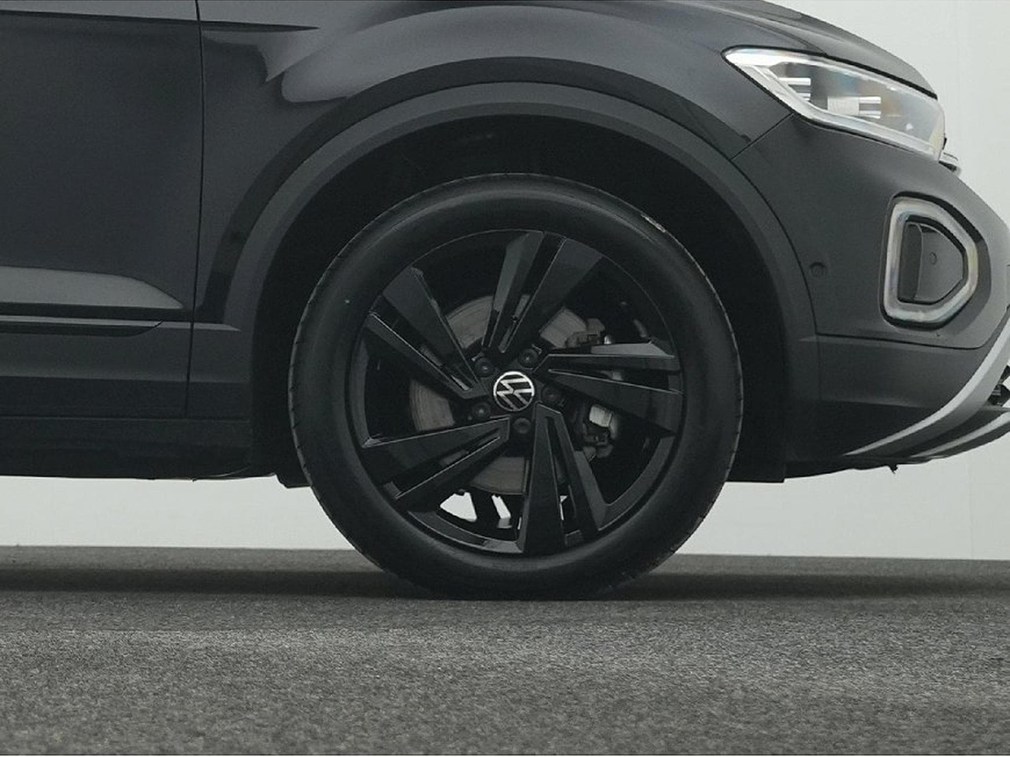 VW T-Roc (2025) - Photo 24