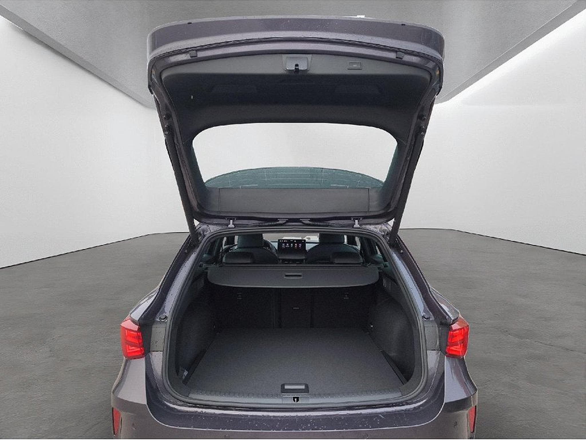 Cupra Leon (2025) - Photo 14