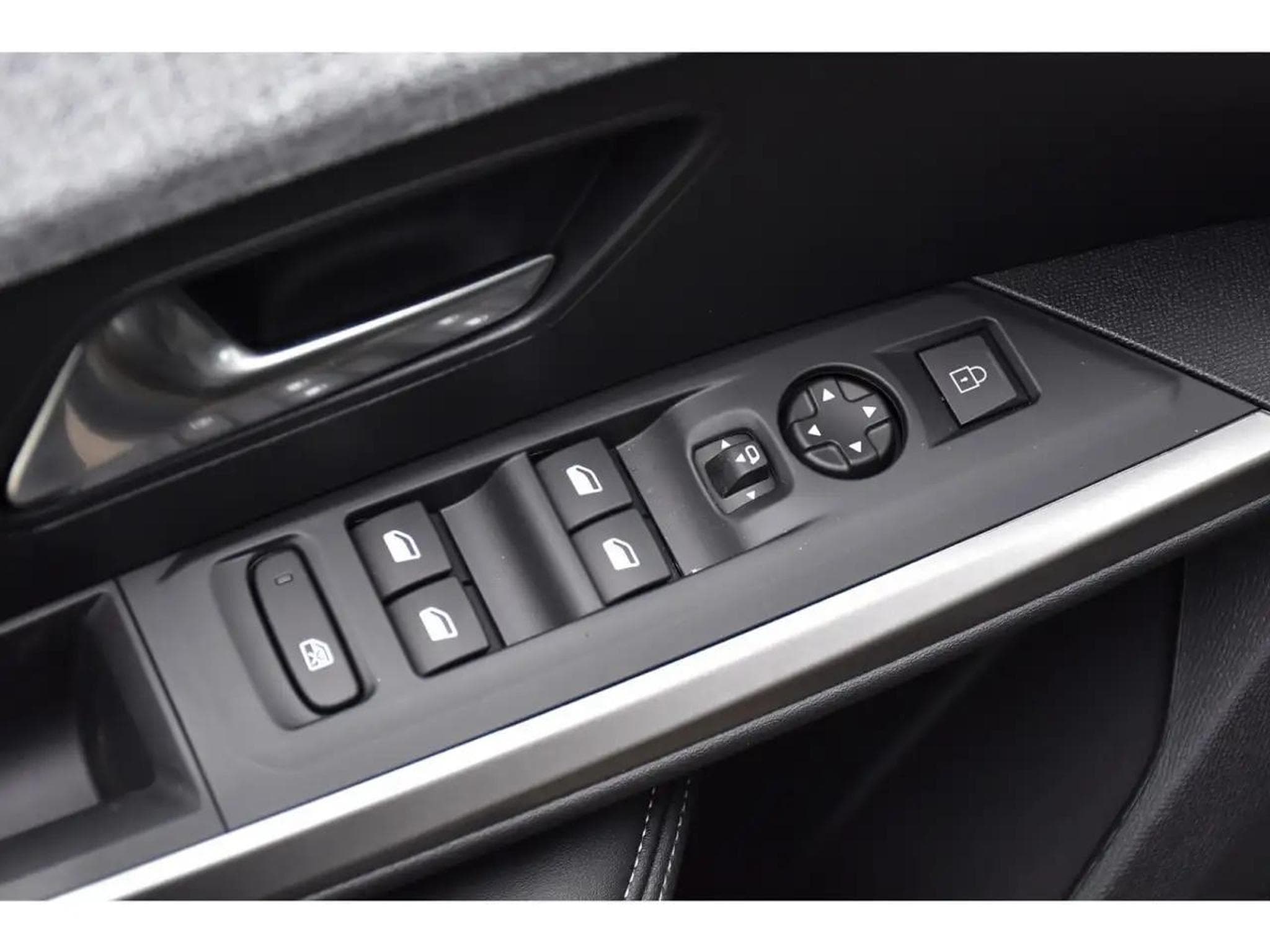 Peugeot 3008 (2025) - Photo 24