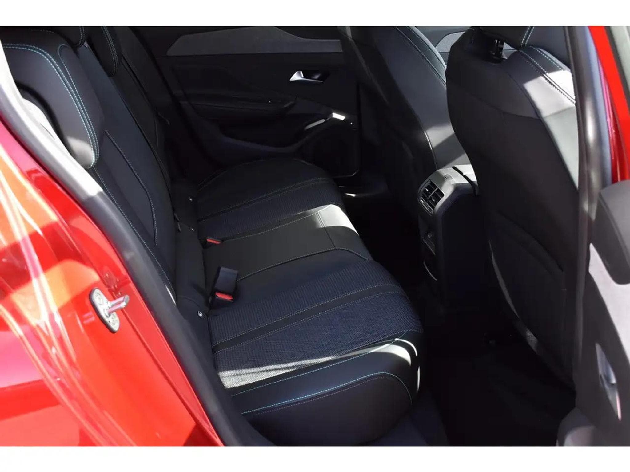 Peugeot 308 (2025) - Photo 8