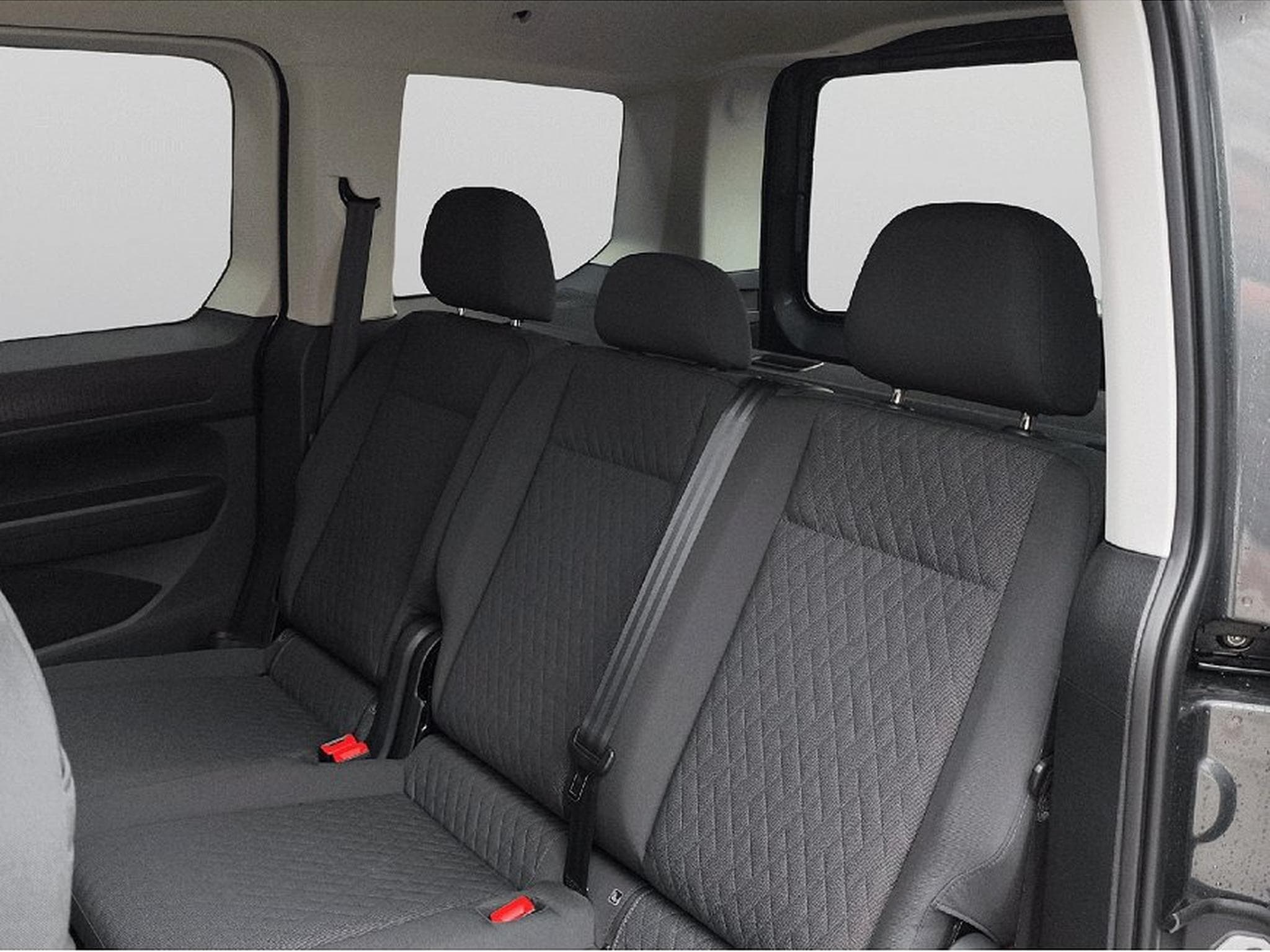 VW Caddy (2025) - Photo 10