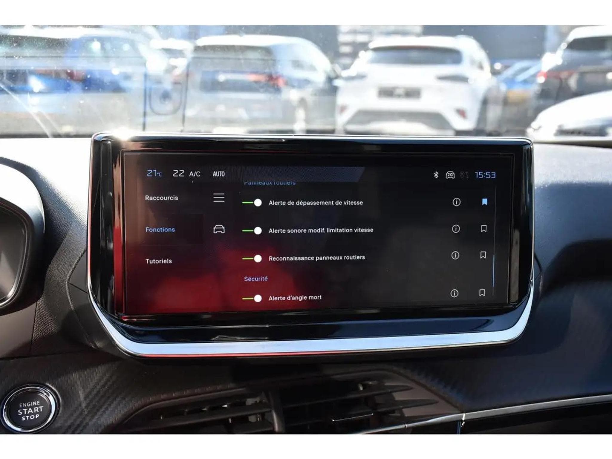 Peugeot 2008 (2025) - Photo 16