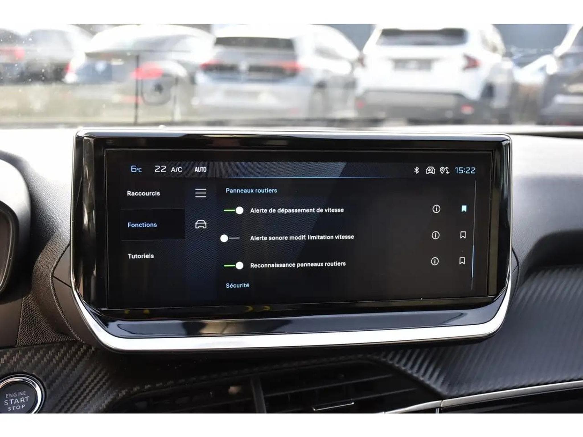 Peugeot 2008 (2025) - Photo 15