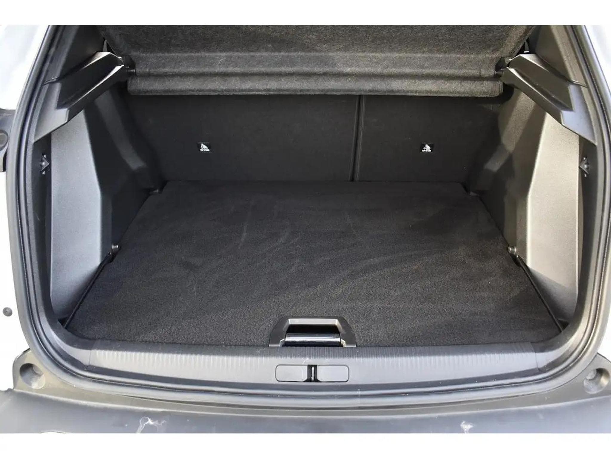 Peugeot 2008 (2025) - Photo 23