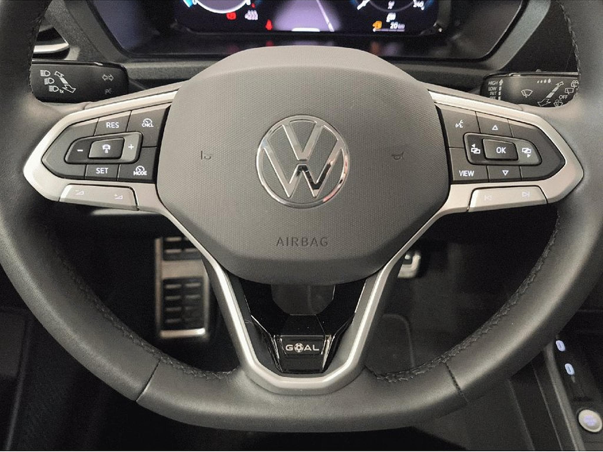 VW Caddy (2025) - Photo 12