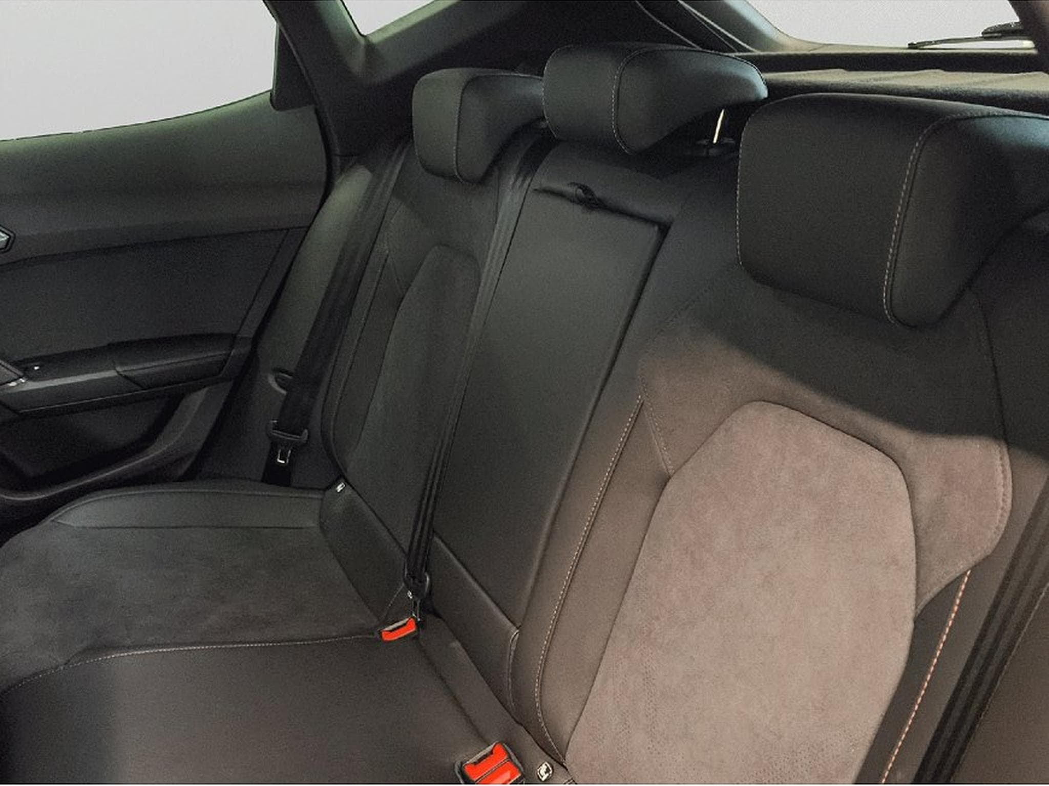 Cupra Formentor (2025) - Photo 10