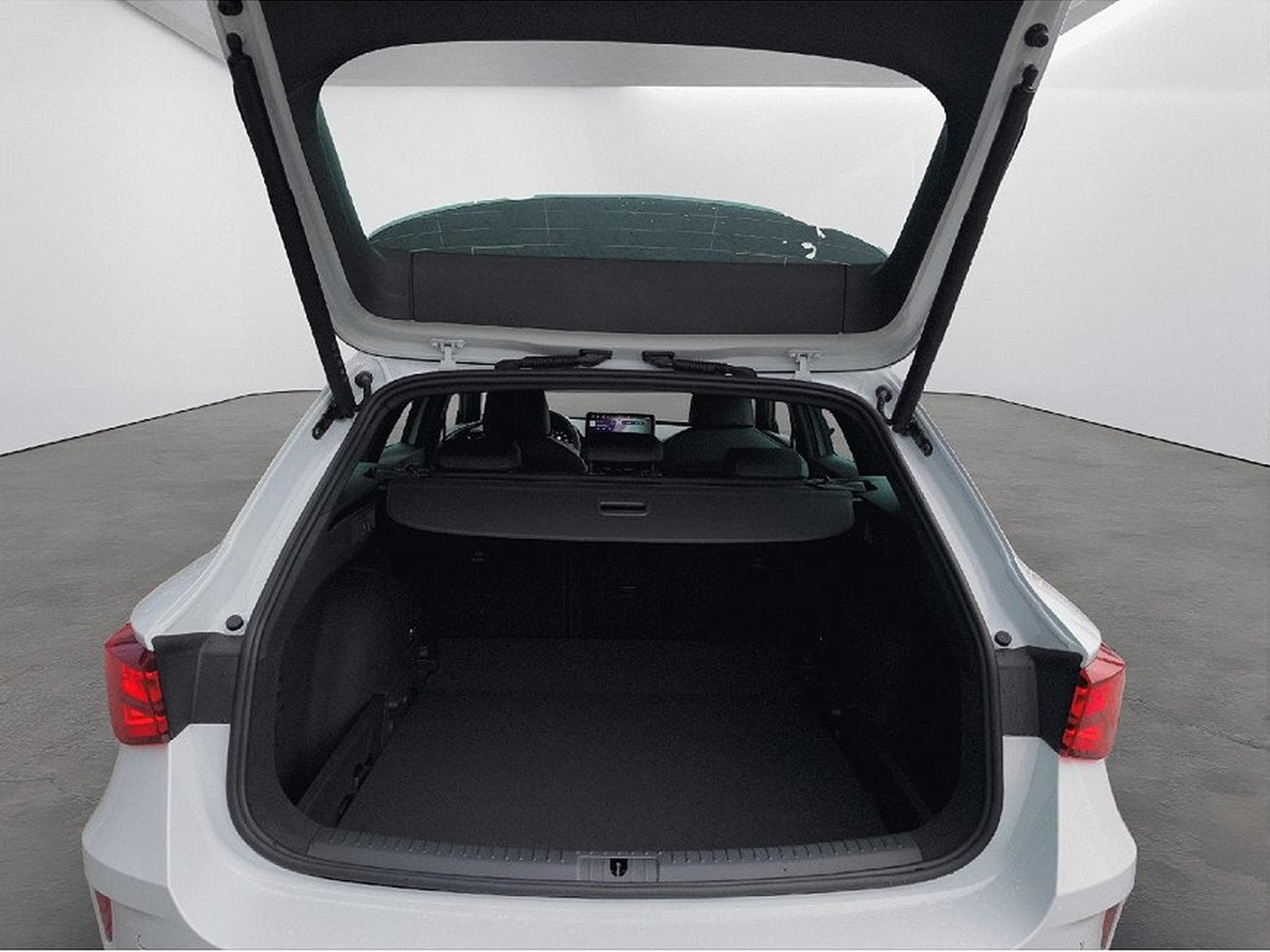 Cupra Leon (2025) - Photo 14